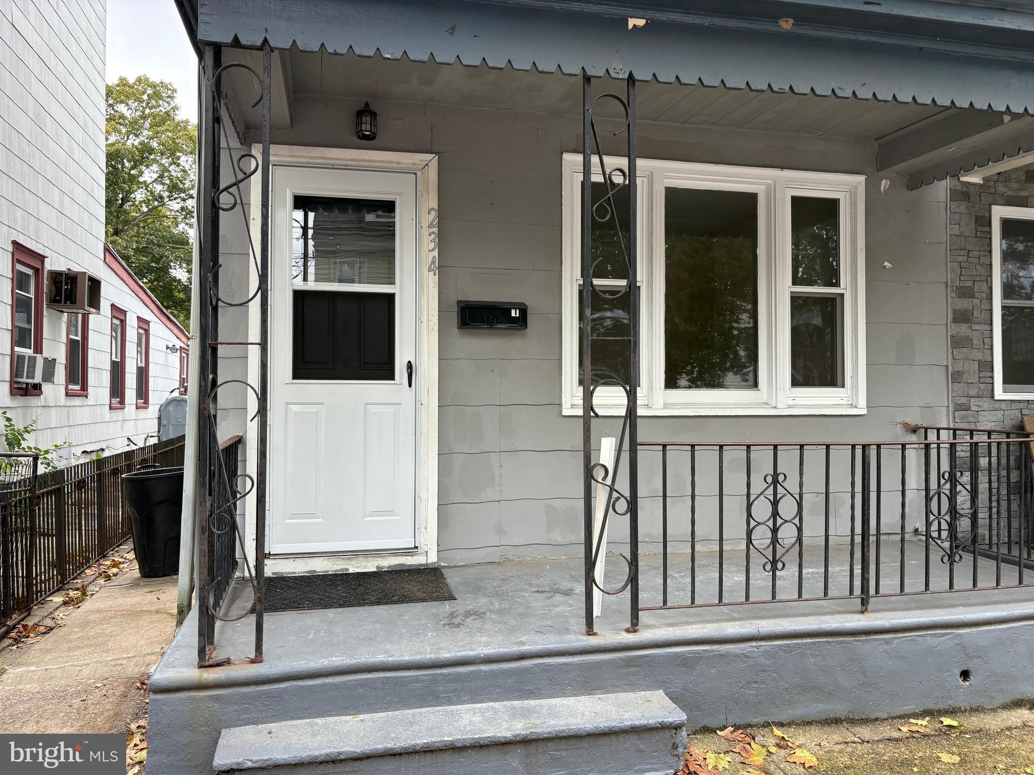 BRISTOL - Residential Lease