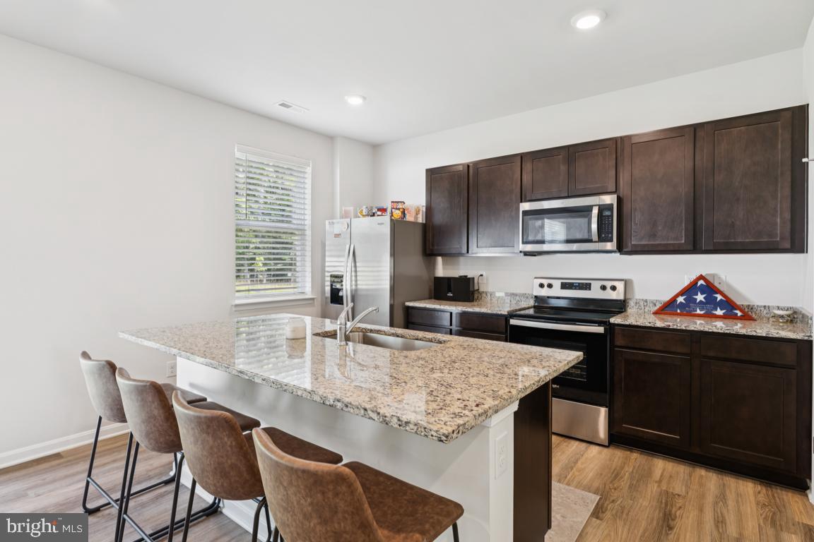 PINEGROVE - Residential Lease