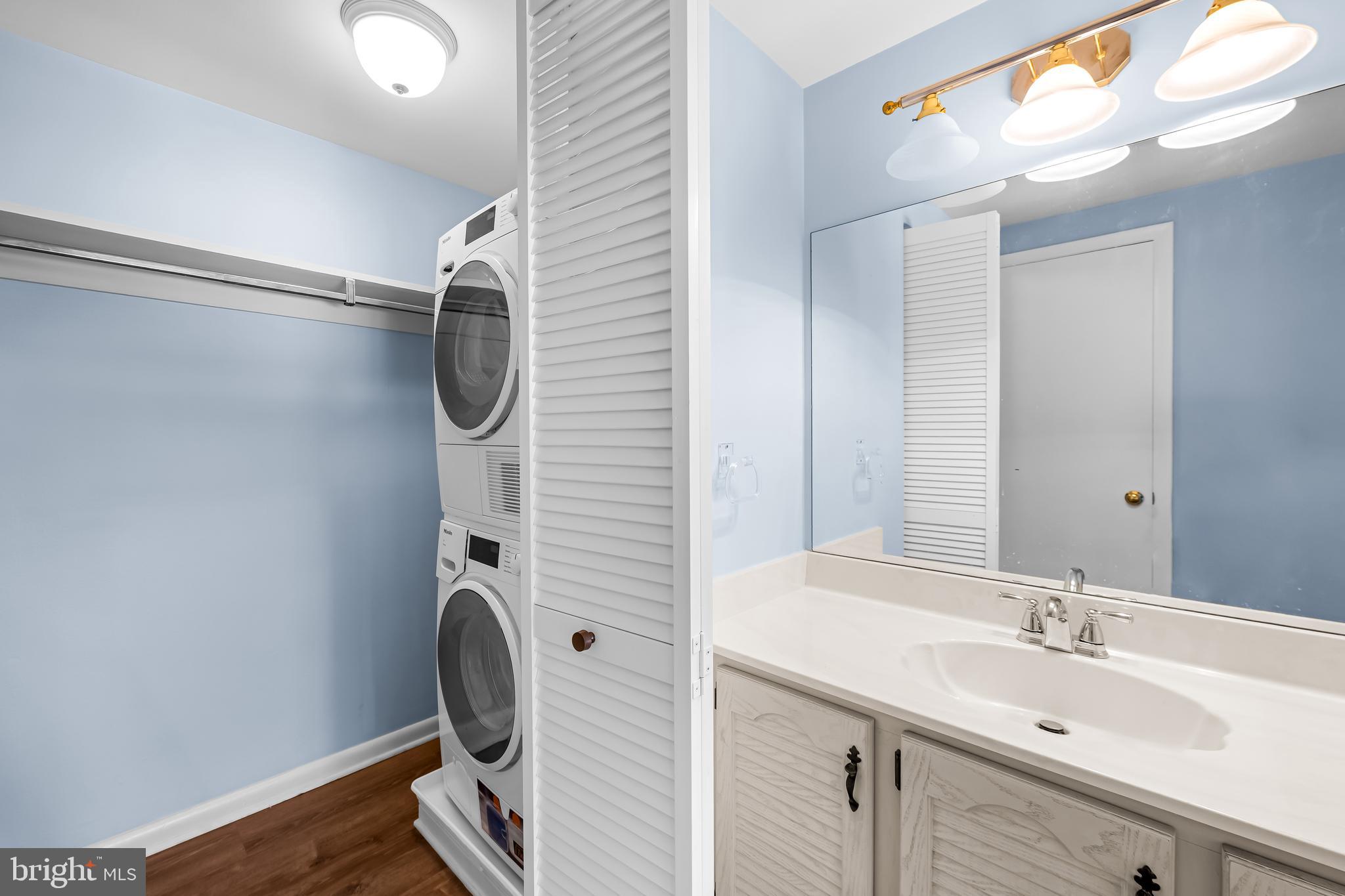 CROSS KEYS - Residential