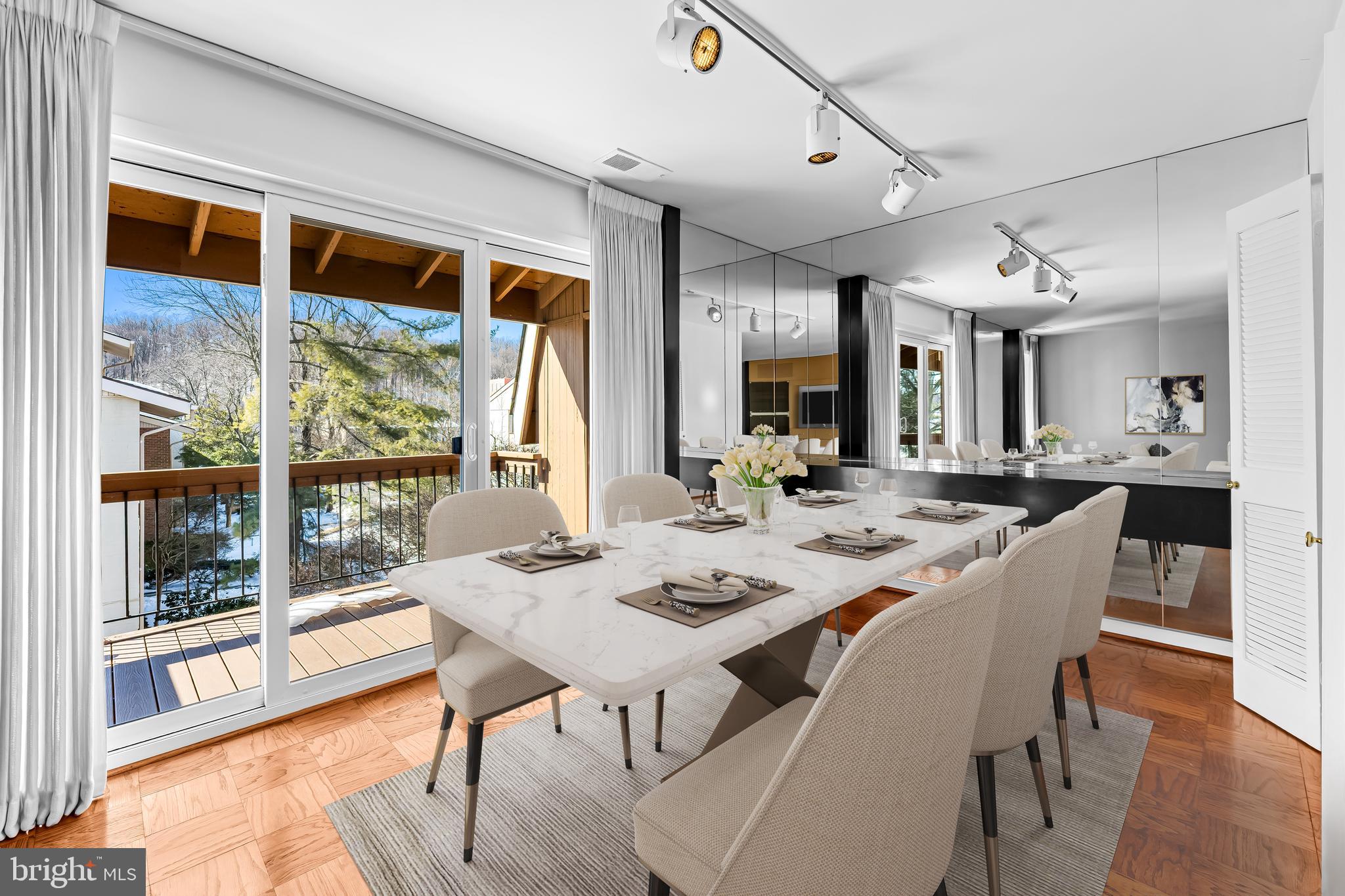 CROSS KEYS - Residential