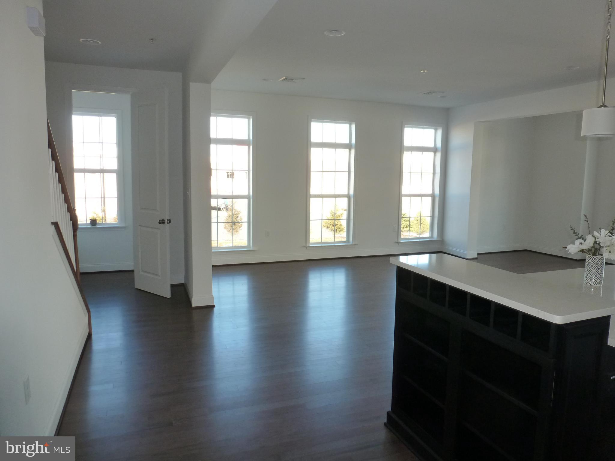 BELMONT - Residential Lease