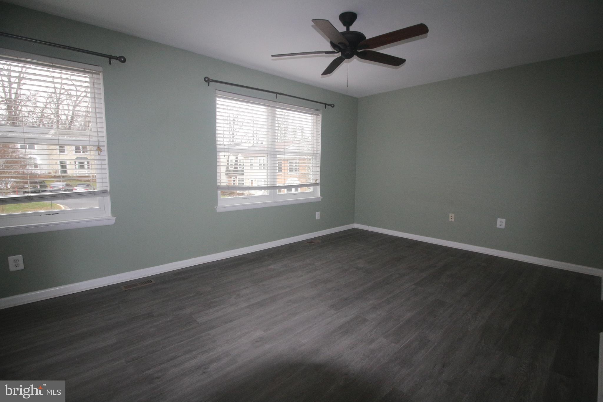 GUNNERS LAKE VILLAGE - Residential Lease