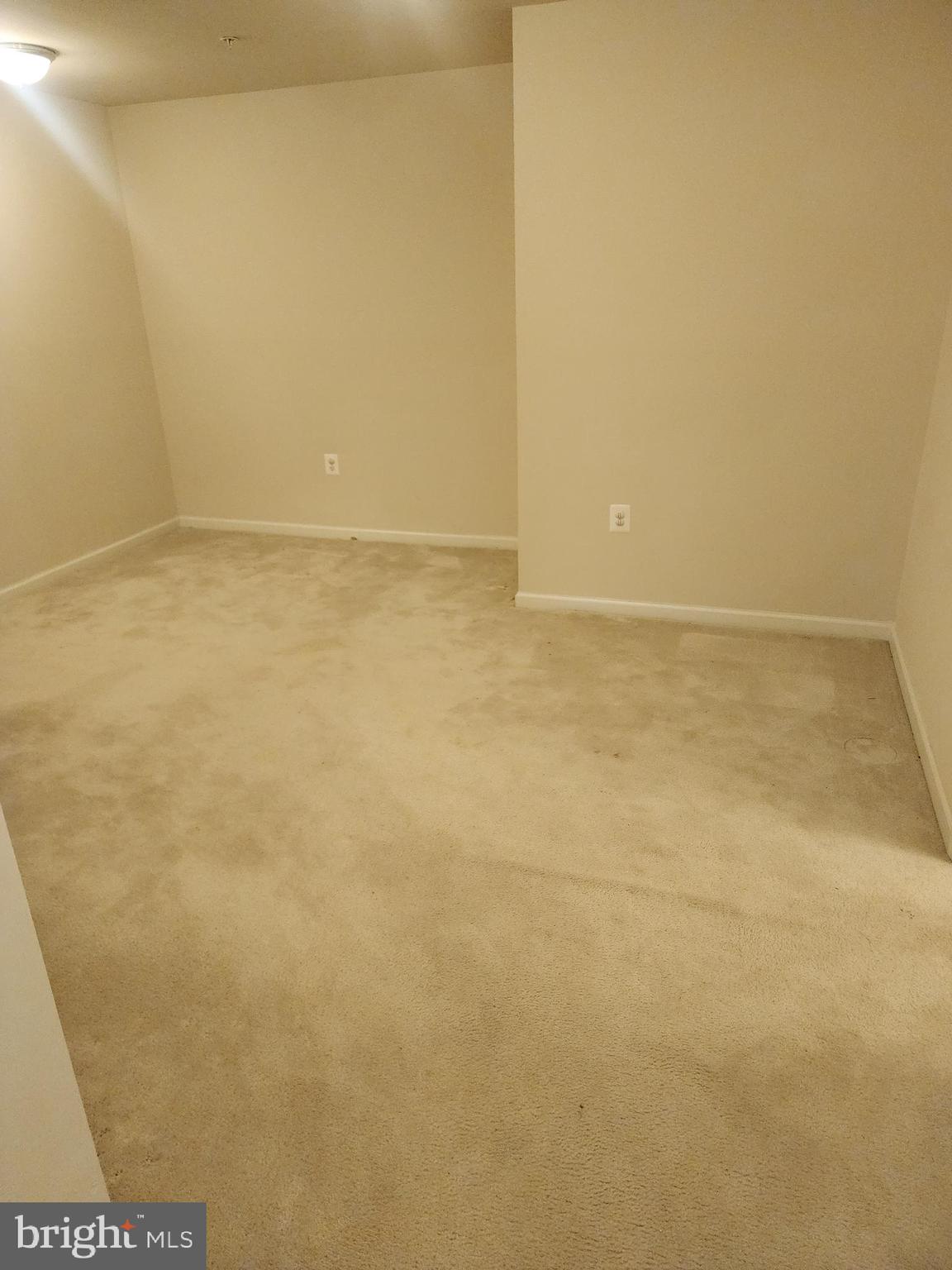 EQUESTRIAN ESTATES - Residential