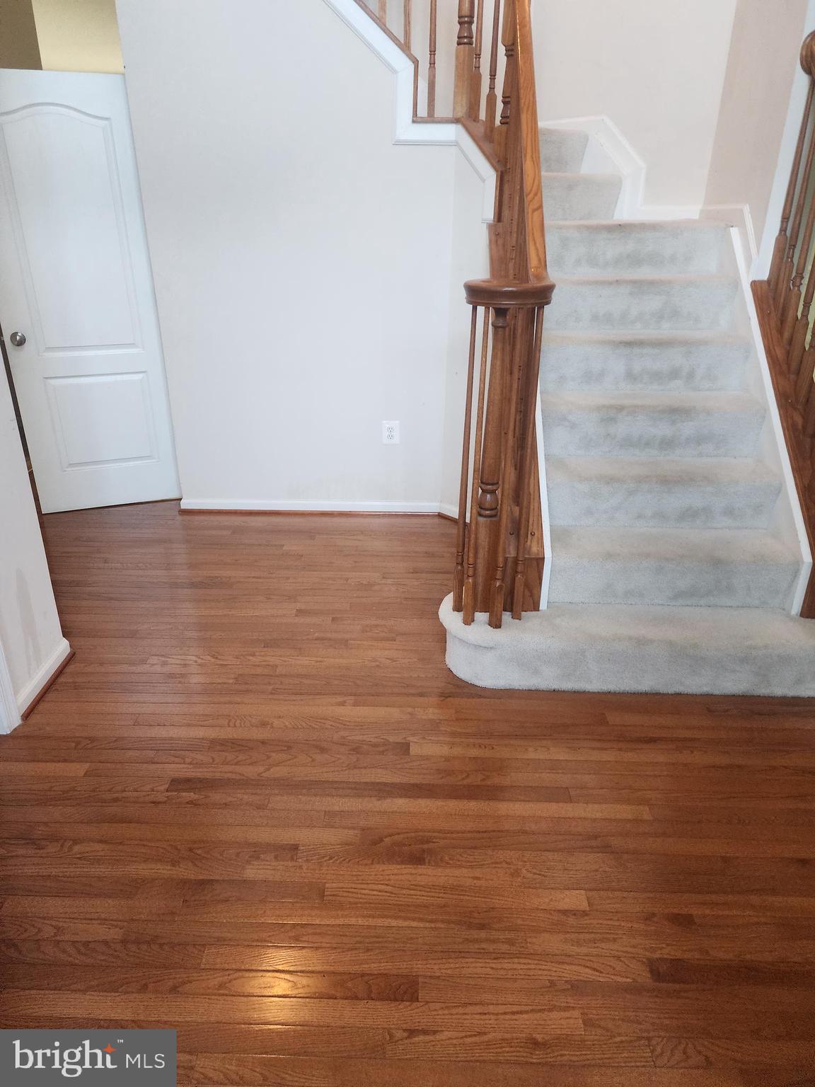 EQUESTRIAN ESTATES - Residential