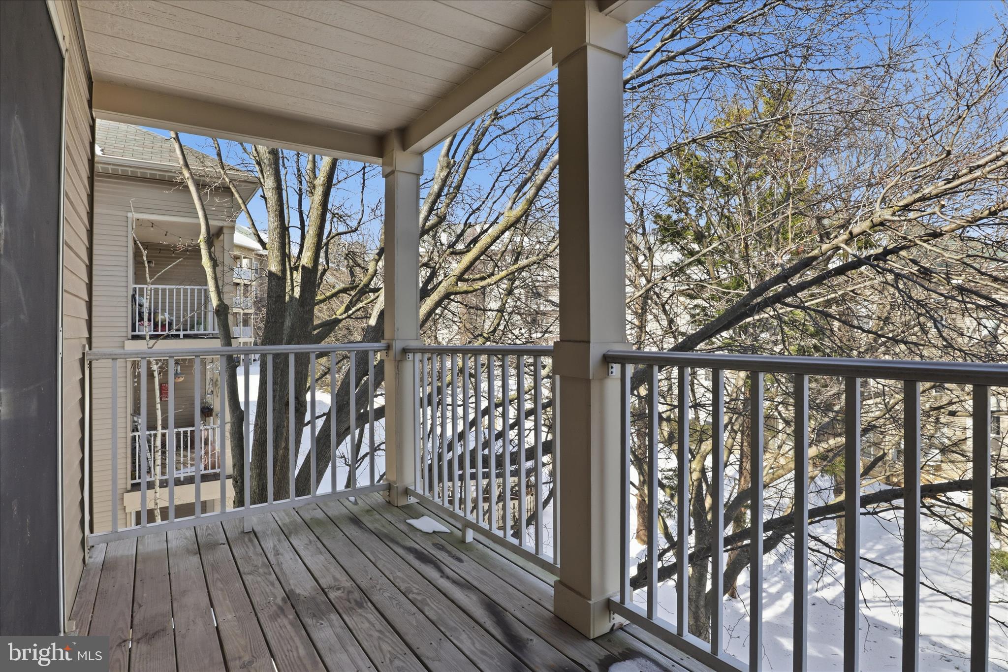 SUMMERHOUSE CONDO - Residential