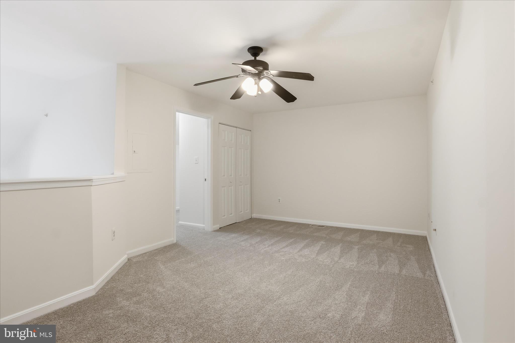 SUMMERHOUSE CONDO - Residential