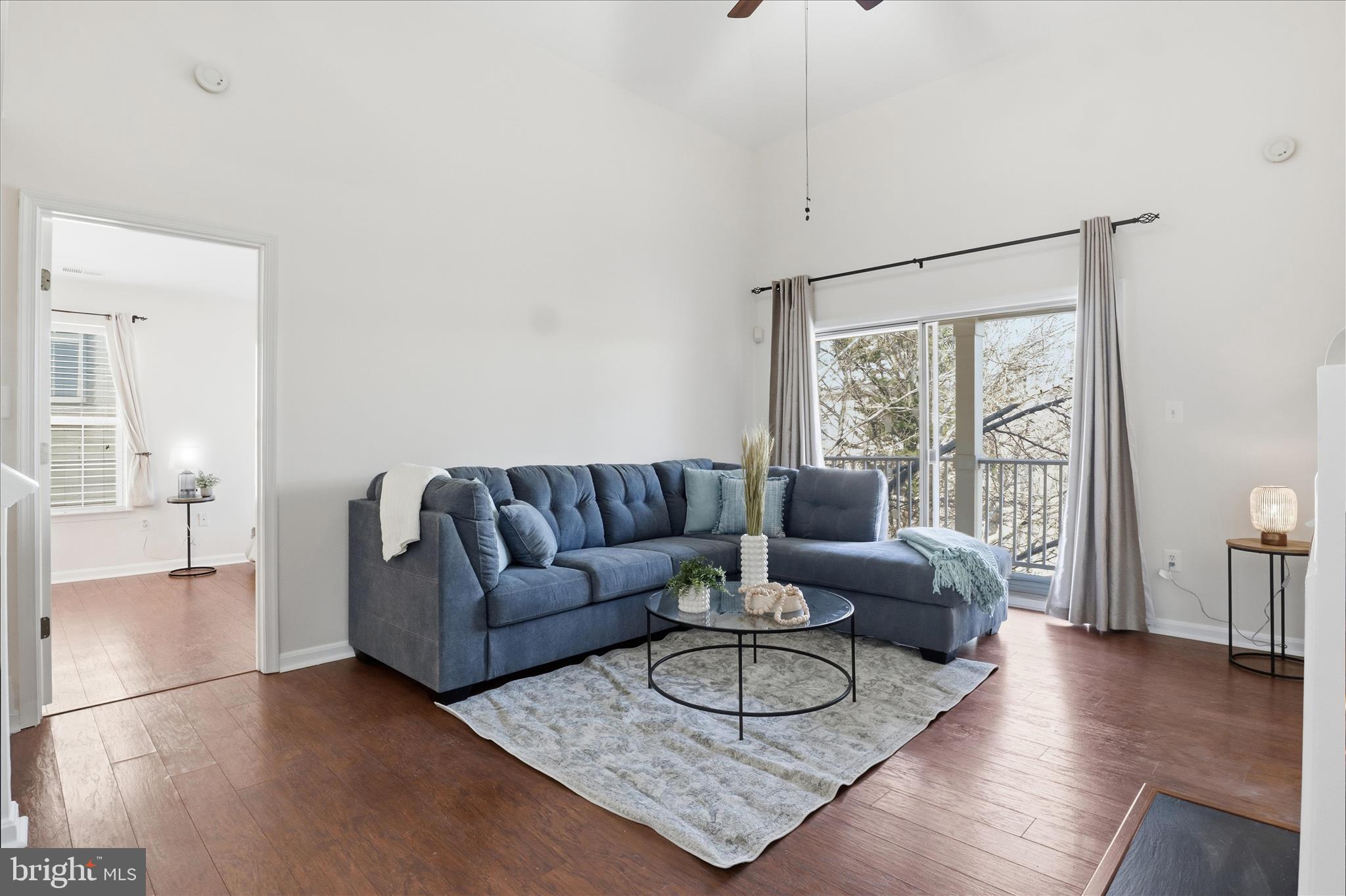 SUMMERHOUSE CONDO - Residential