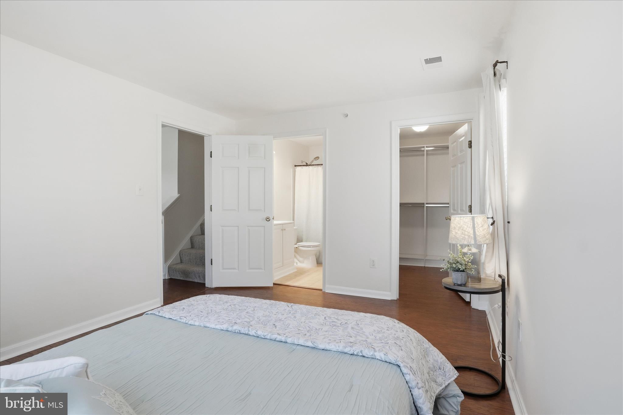 SUMMERHOUSE CONDO - Residential