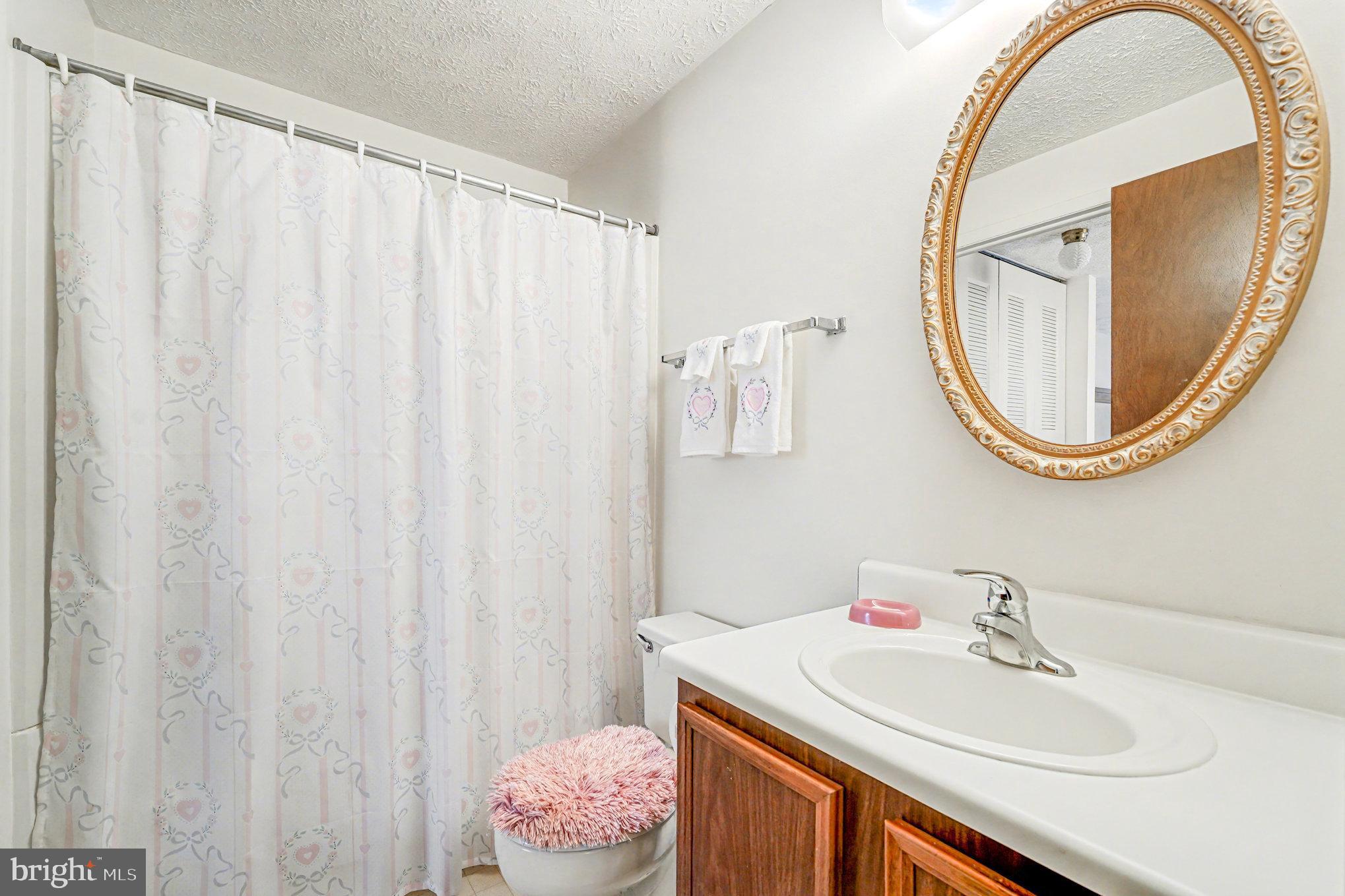 NEWINGTON FOREST - Residential