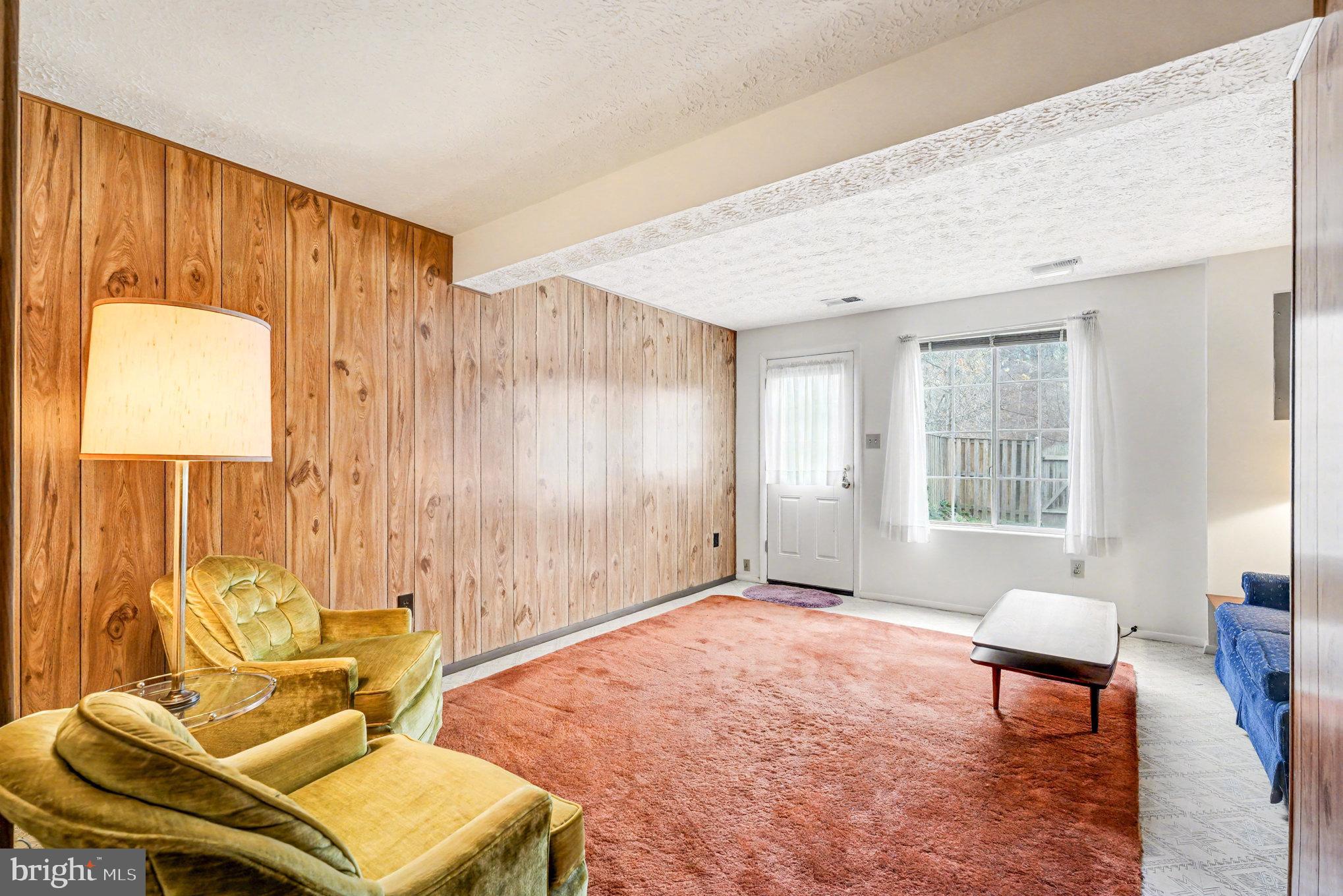 NEWINGTON FOREST - Residential