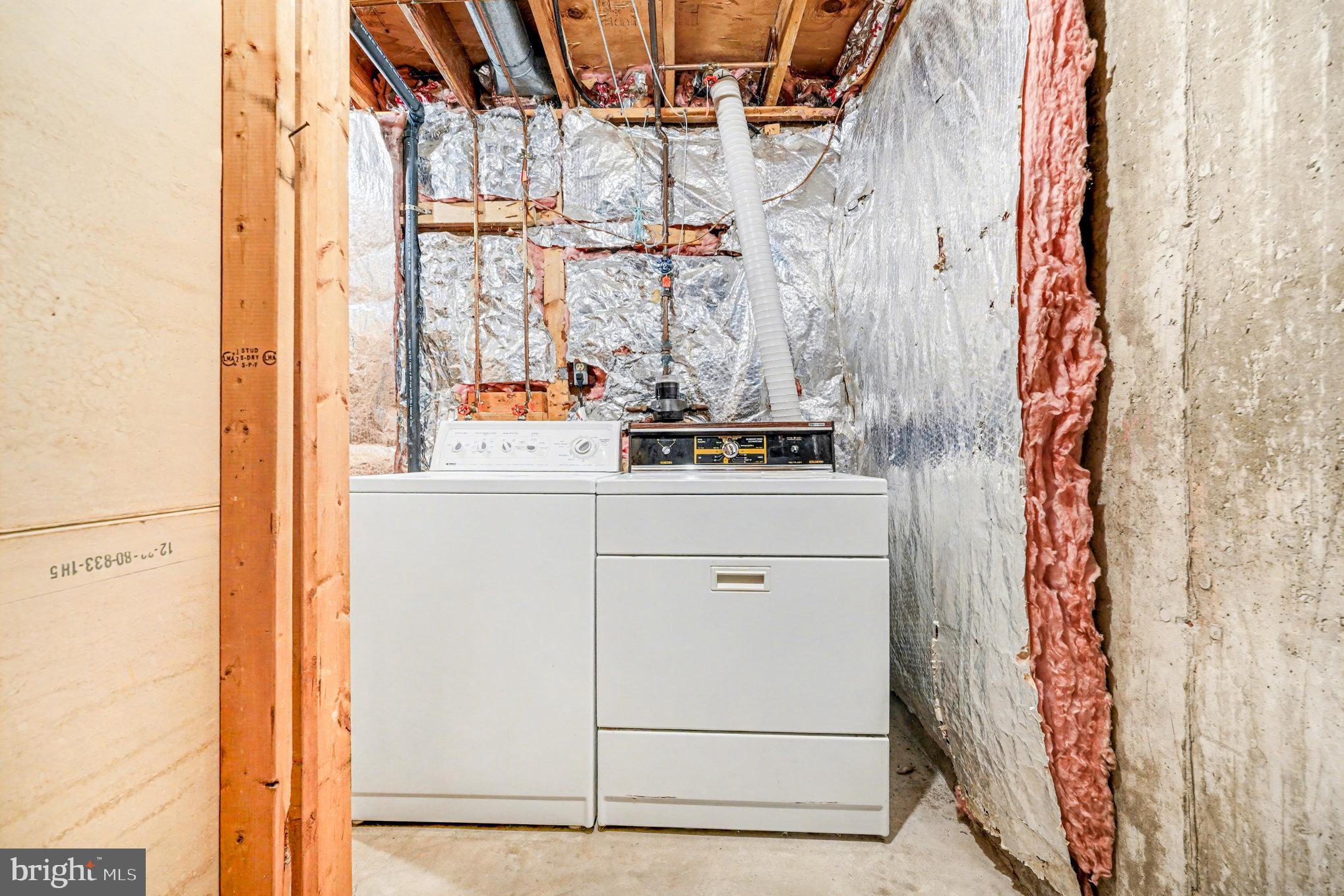 NEWINGTON FOREST - Residential