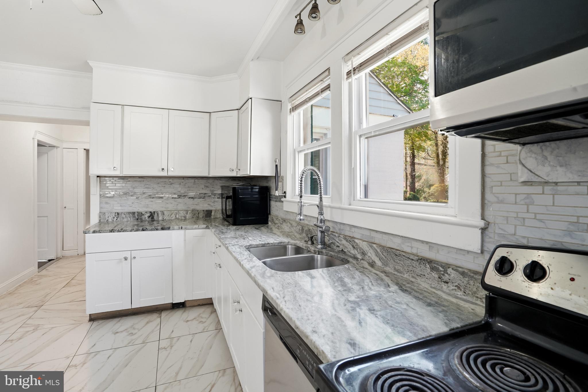 MARLBORO - Residential