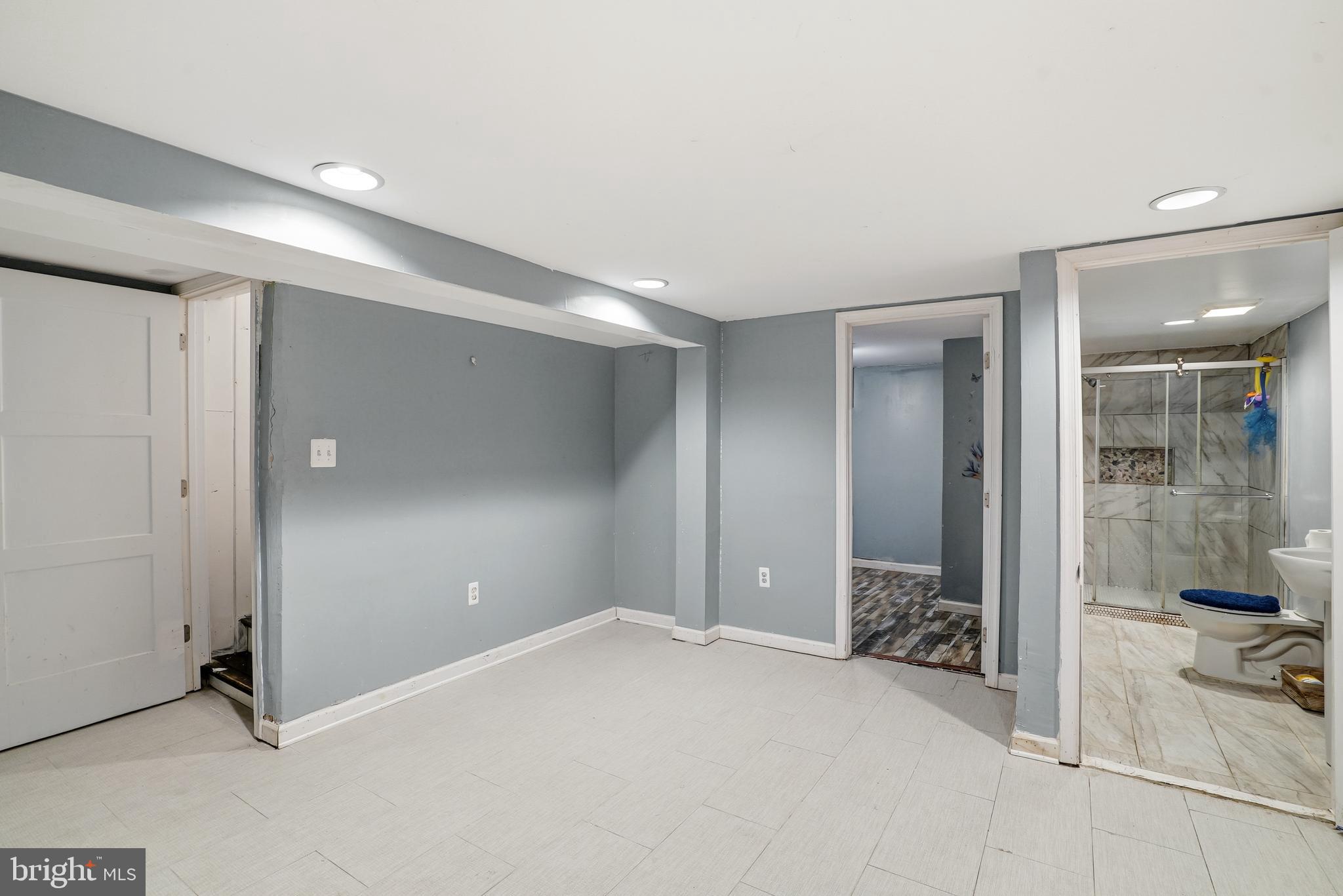 MARLBORO - Residential