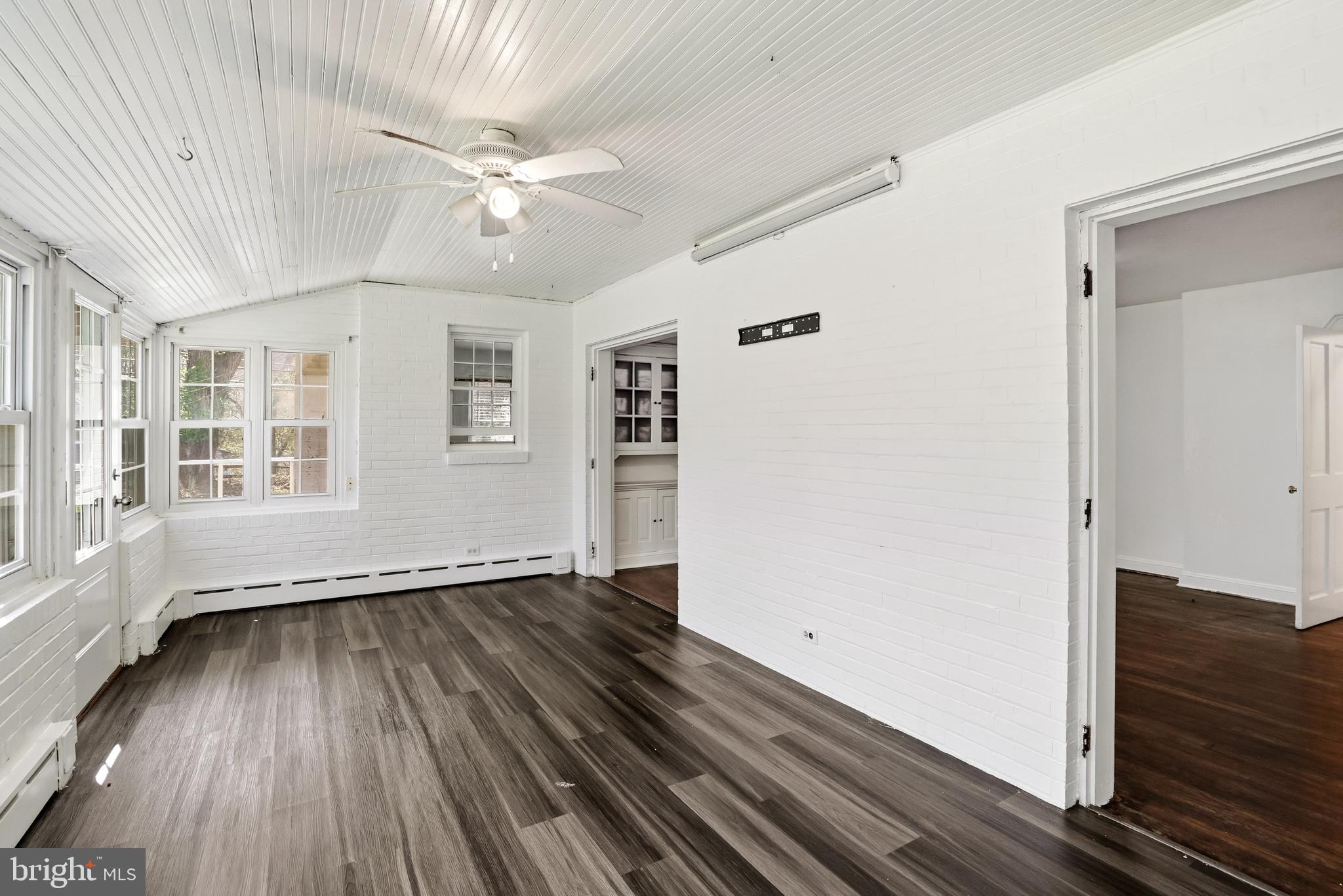 MARLBORO - Residential