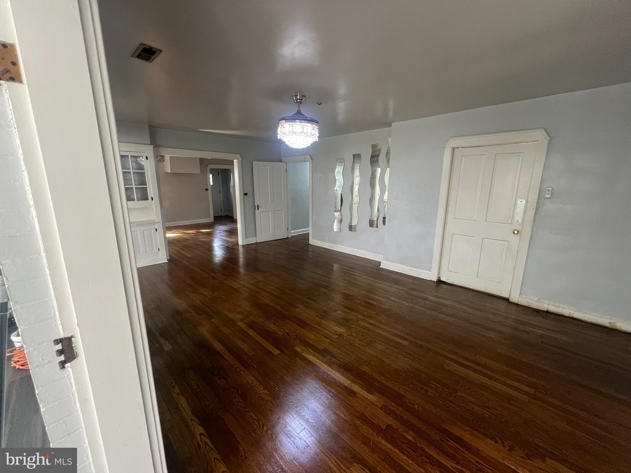 MARLBORO - Residential