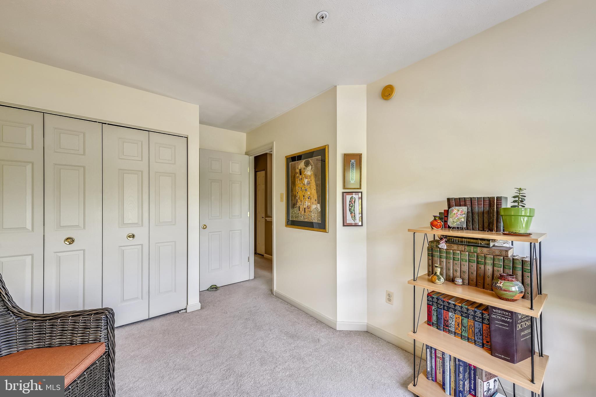 FURNACE HILLS - Residential