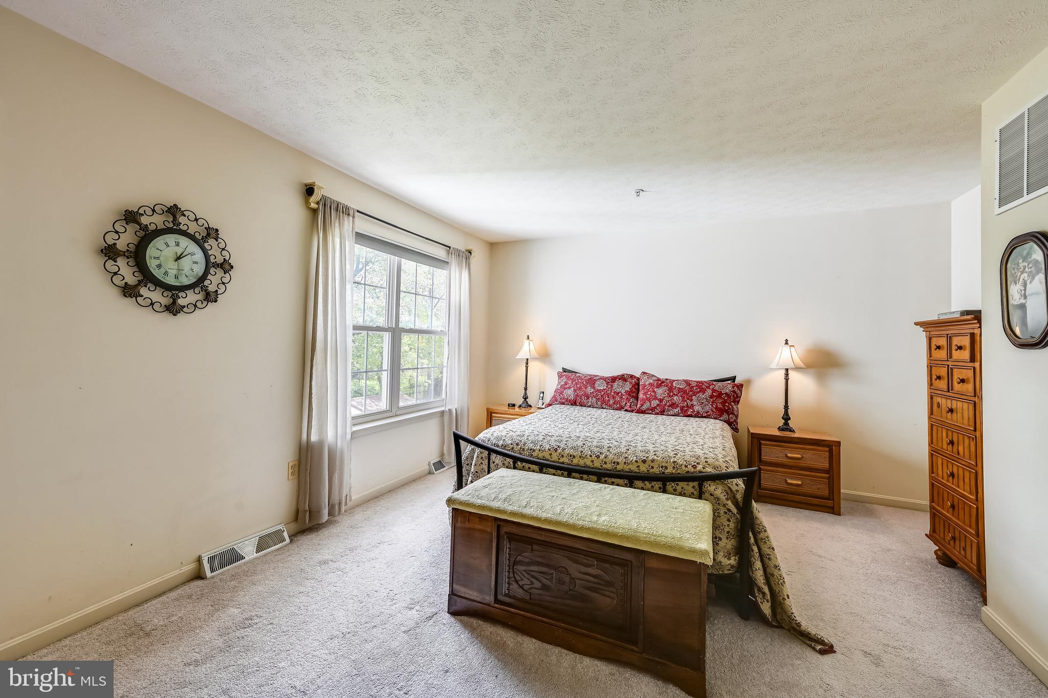 FURNACE HILLS - Residential