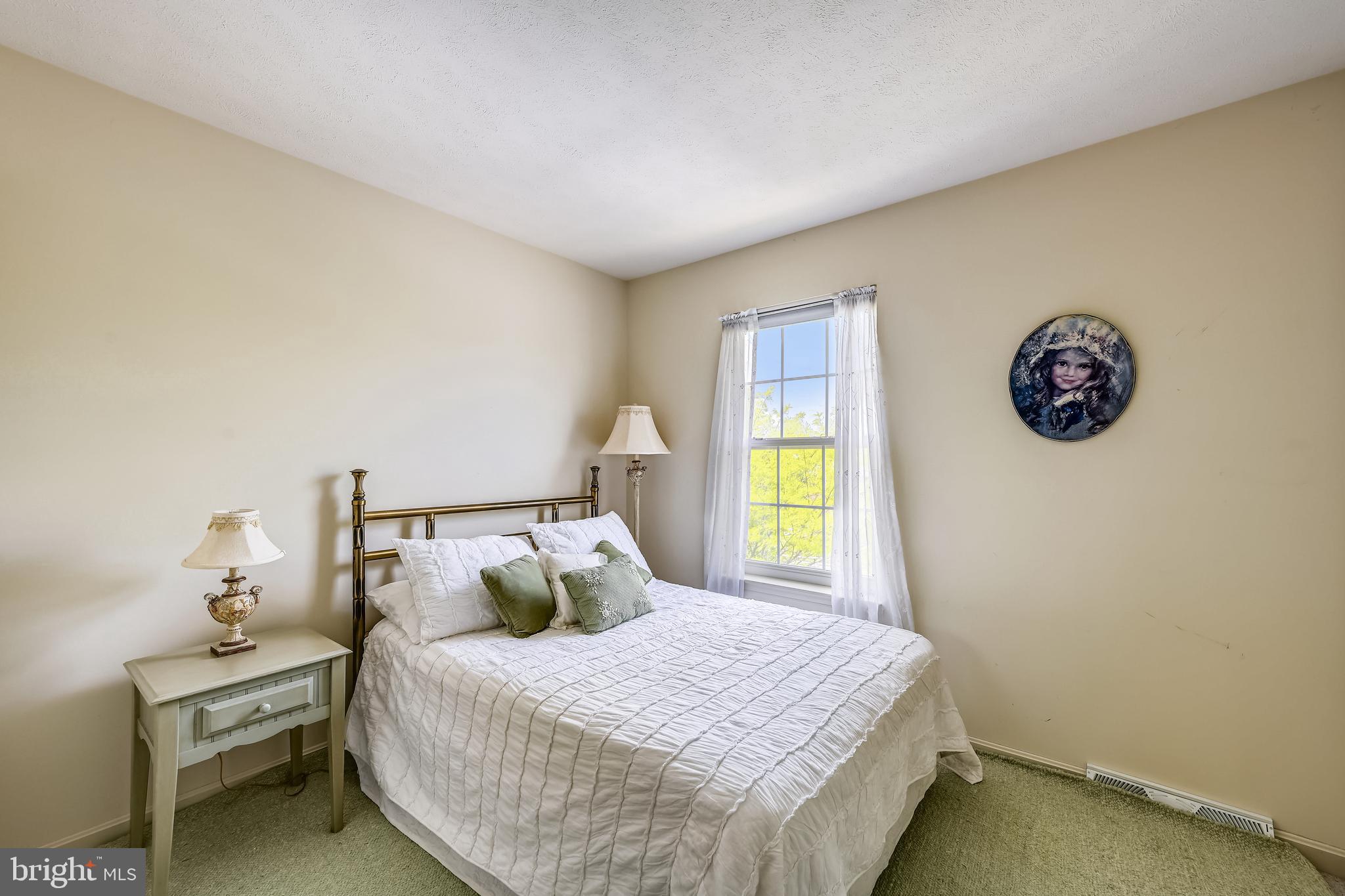 FURNACE HILLS - Residential