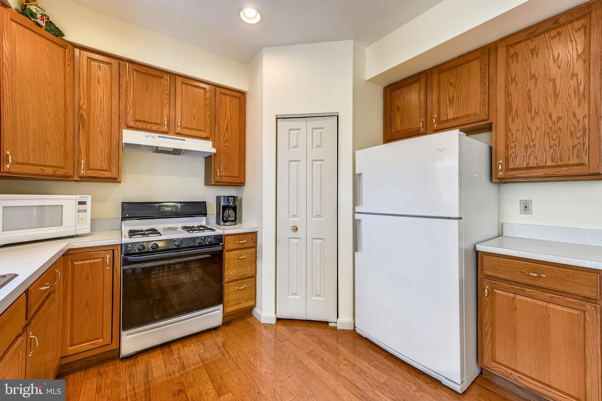 FURNACE HILLS - Residential