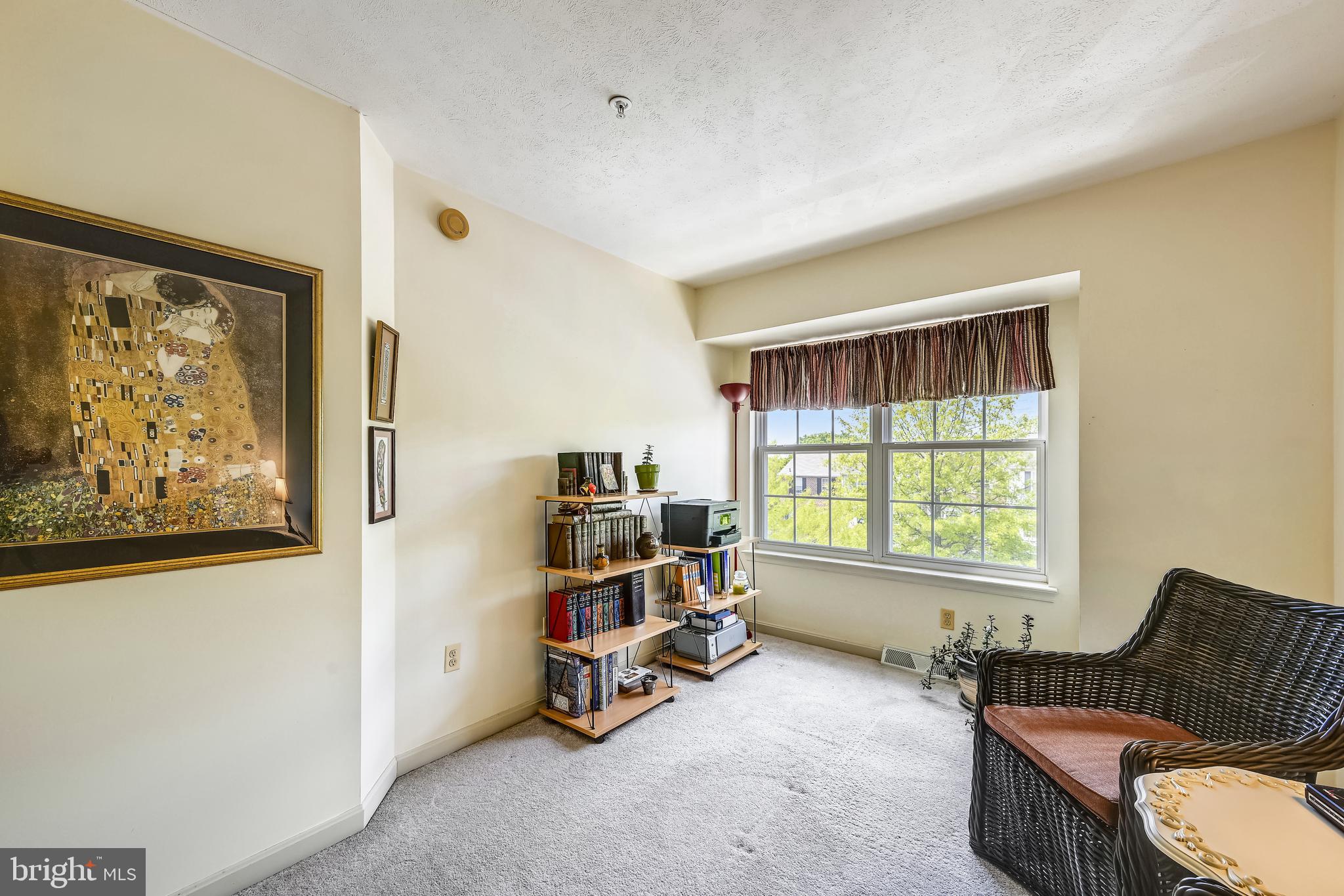 FURNACE HILLS - Residential