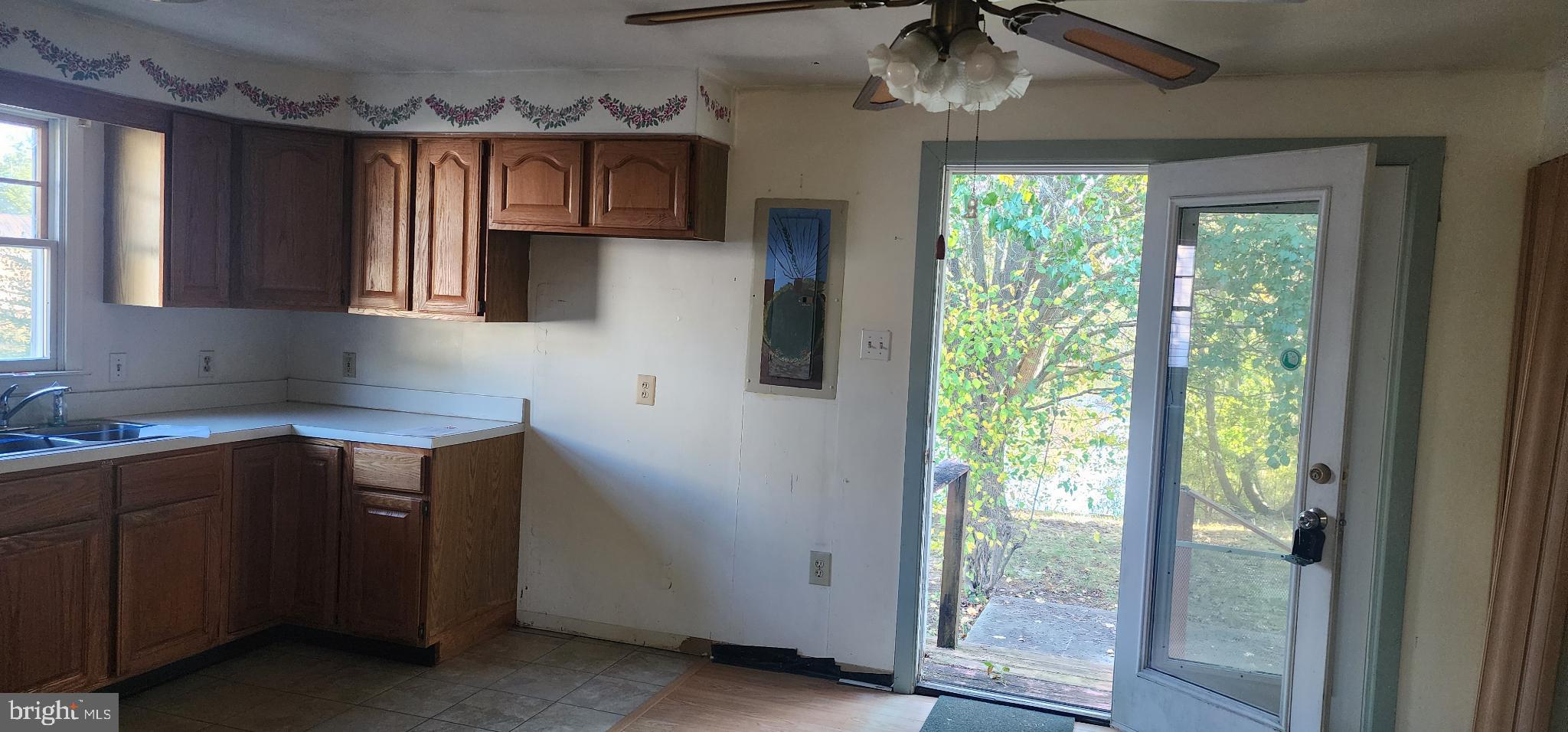 3967 HARRISON CIRCLE