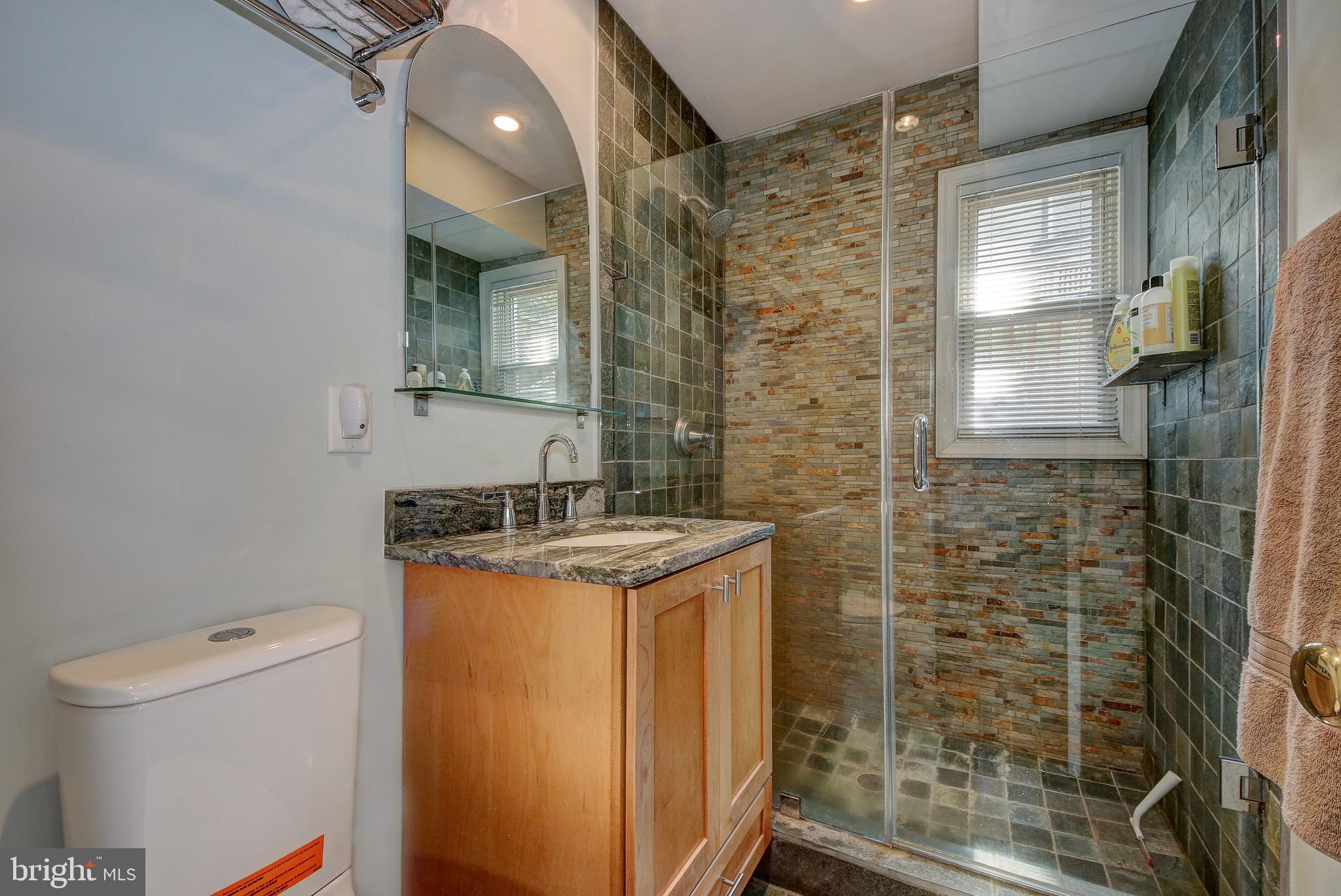 SPRINGFIELD - Residential Lease