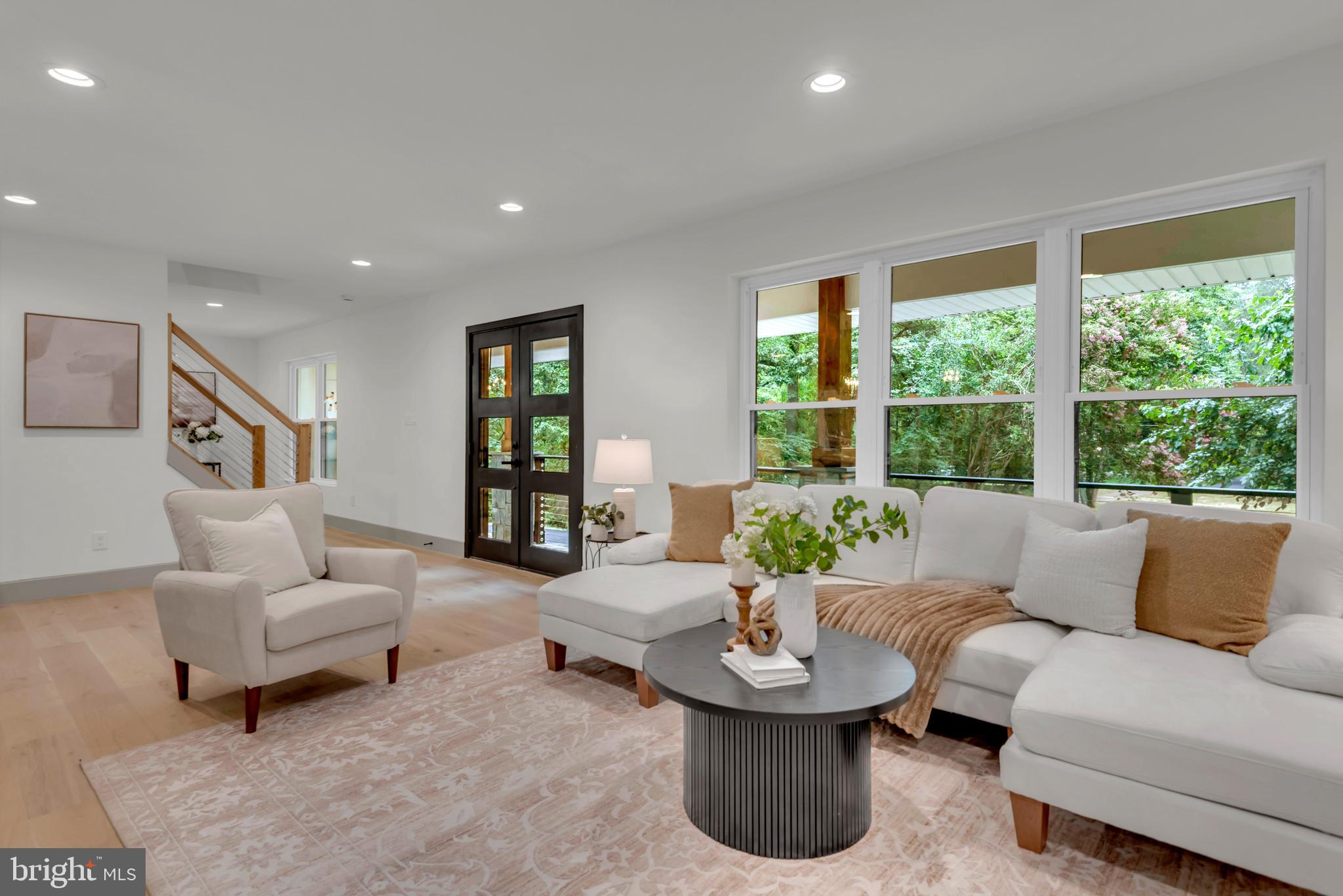 972 ARUNDEL DRIVE