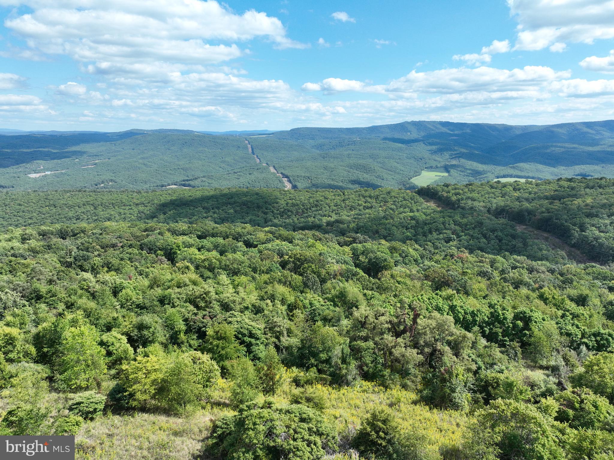 APPLEFIELDS OF HEAVEN - Residential