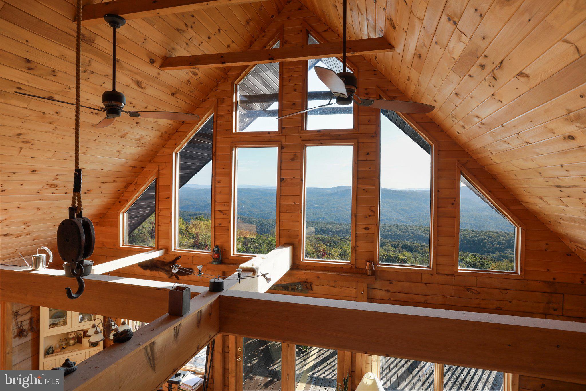 APPLEFIELDS OF HEAVEN - Residential