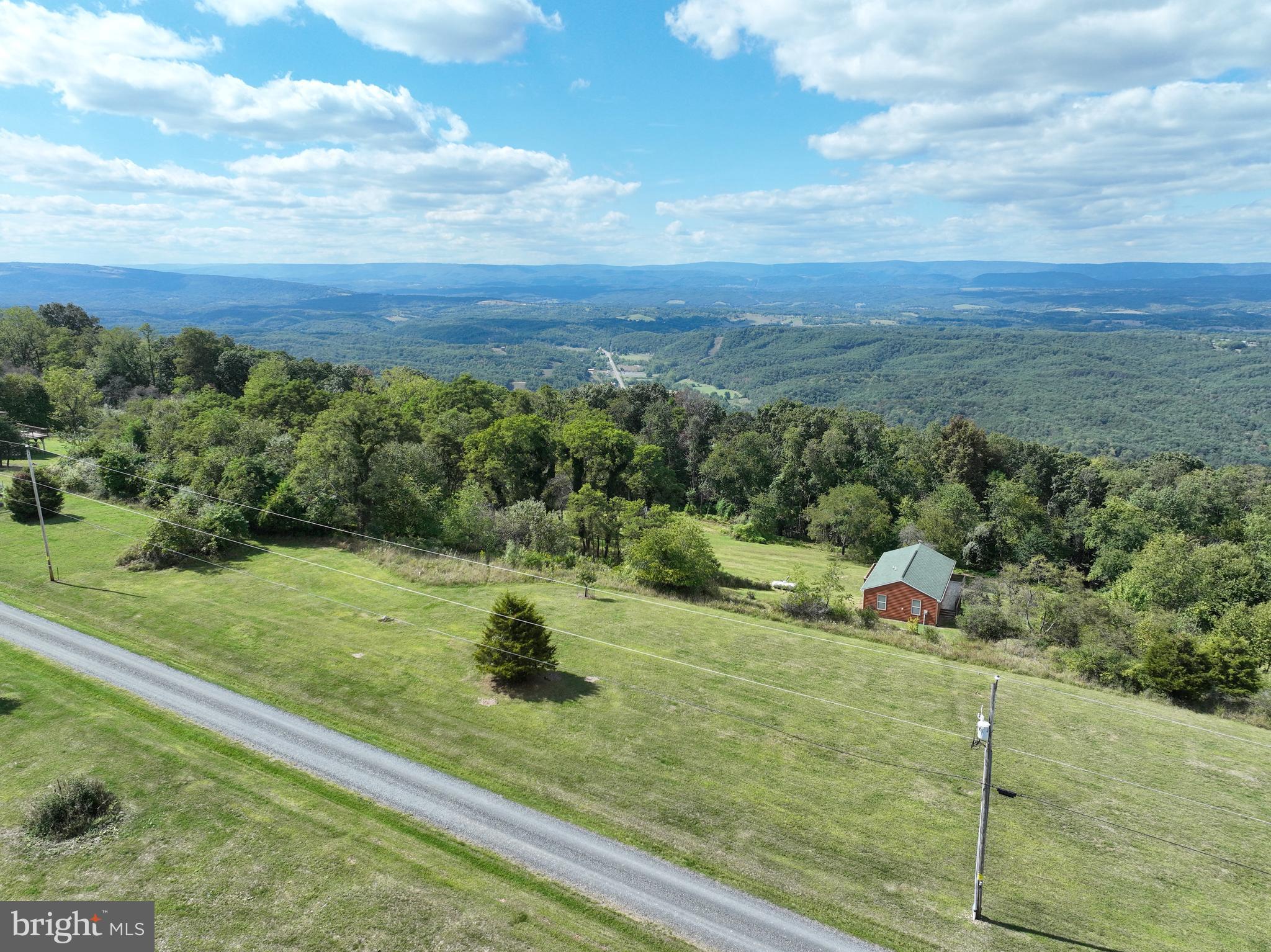 APPLEFIELDS OF HEAVEN - Residential
