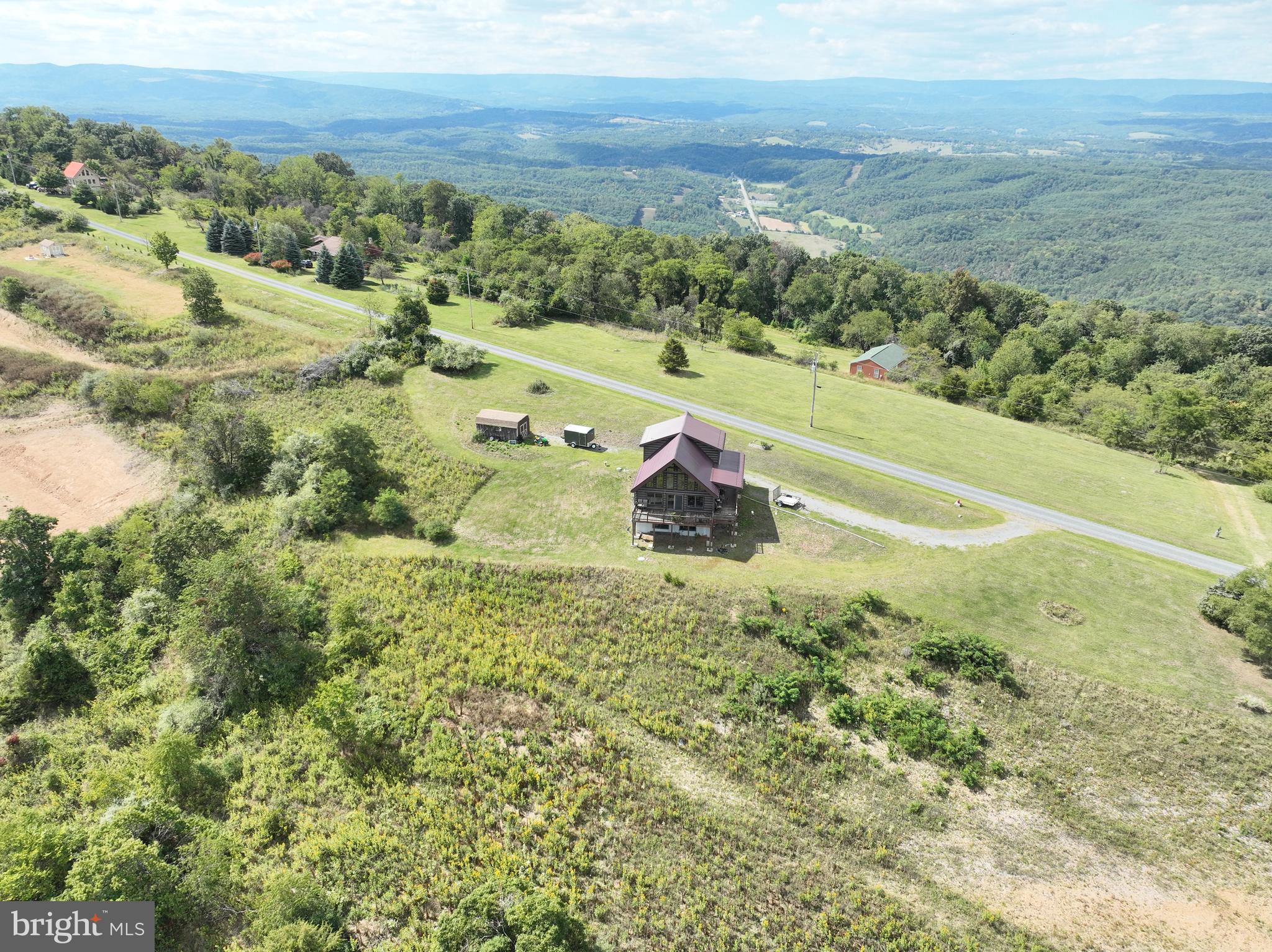 APPLEFIELDS OF HEAVEN - Residential