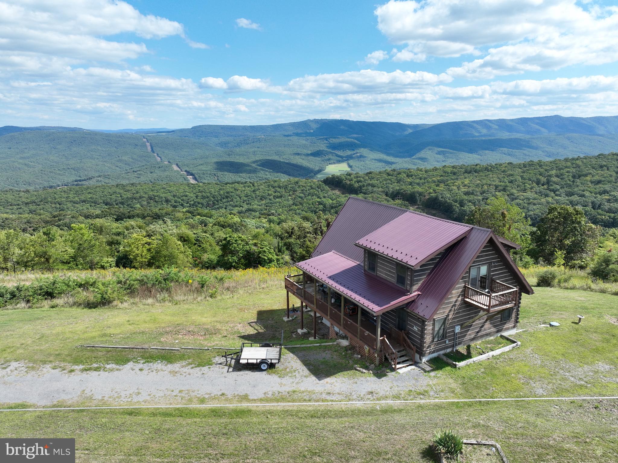 APPLEFIELDS OF HEAVEN - Residential