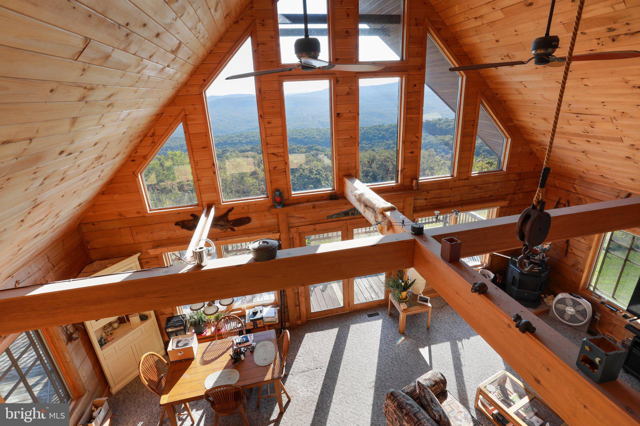 APPLEFIELDS OF HEAVEN - Residential