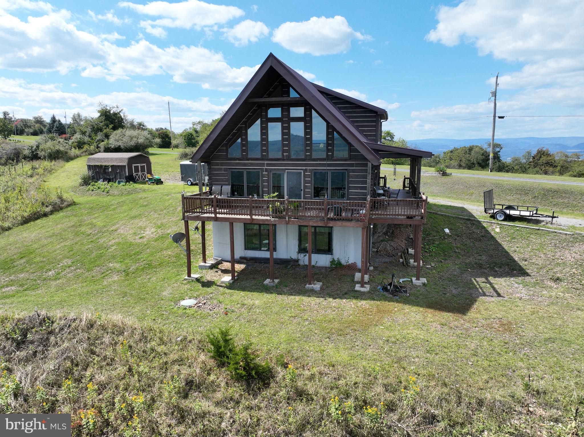 APPLEFIELDS OF HEAVEN - Residential