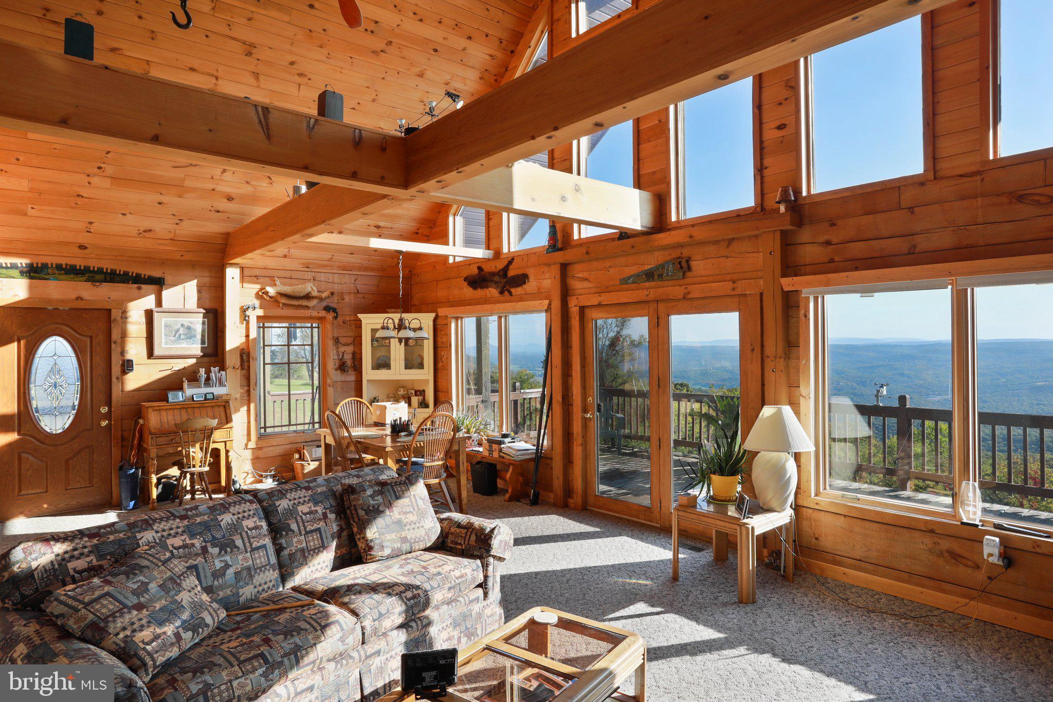 APPLEFIELDS OF HEAVEN - Residential