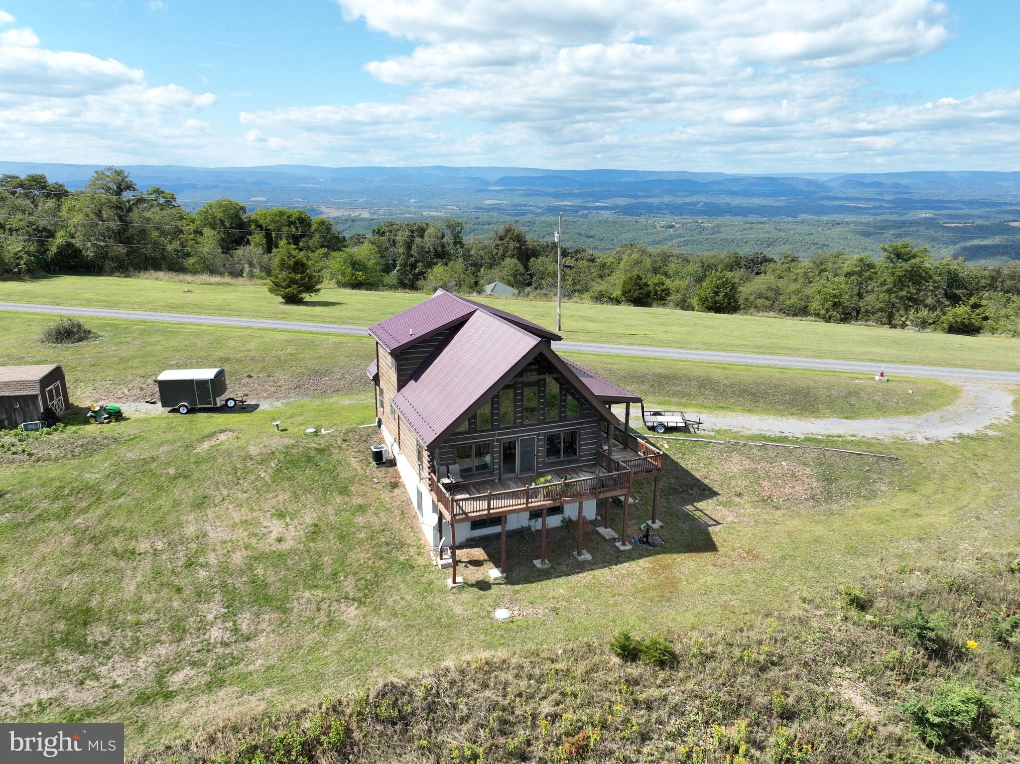 APPLEFIELDS OF HEAVEN - Residential