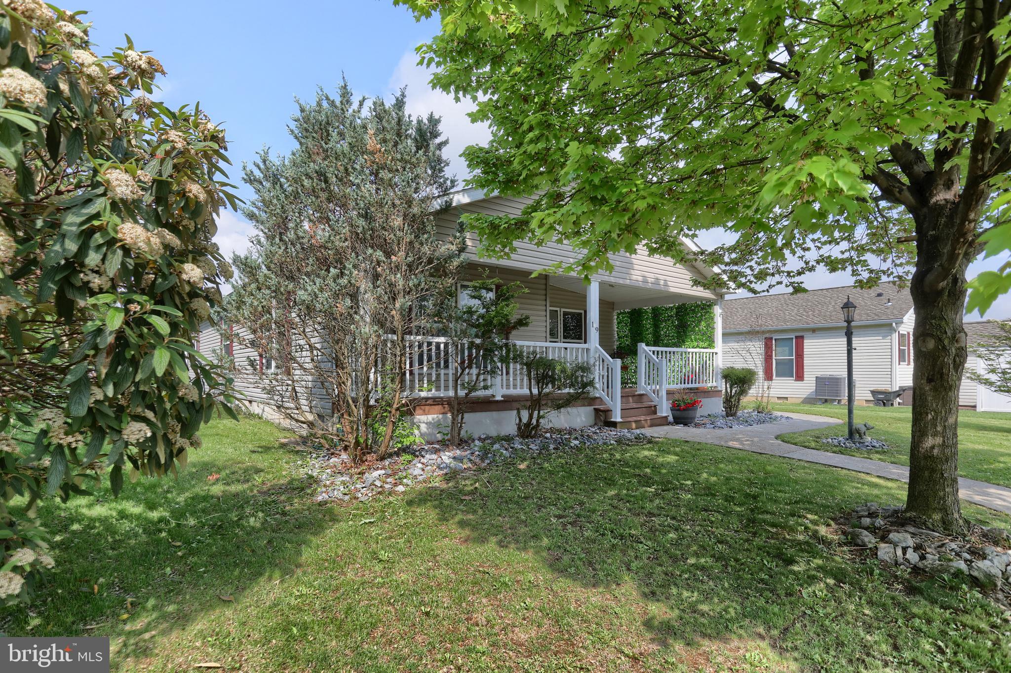 STONE HILL VILLAGE - Residential