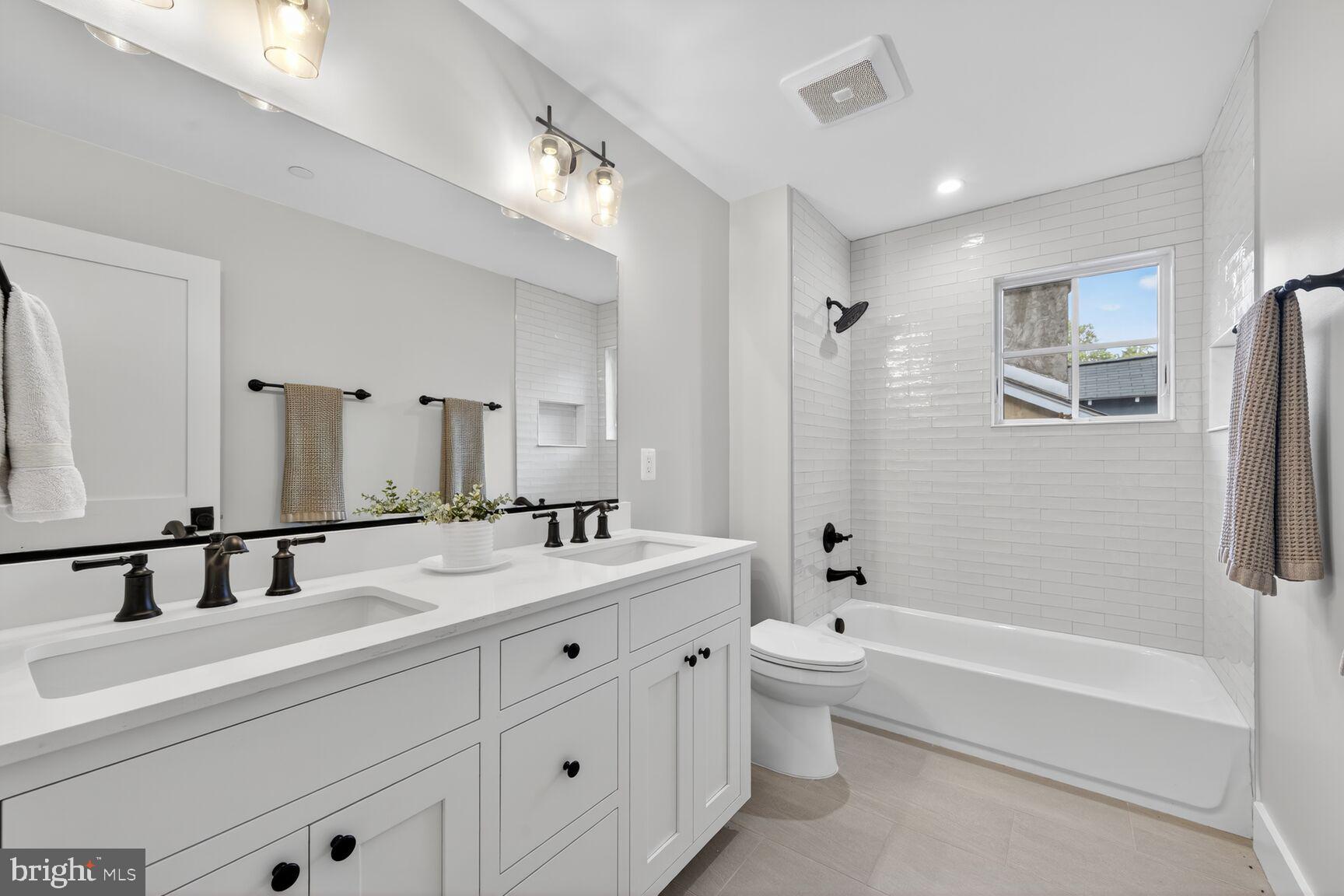 TAKOMA PARK - Residential