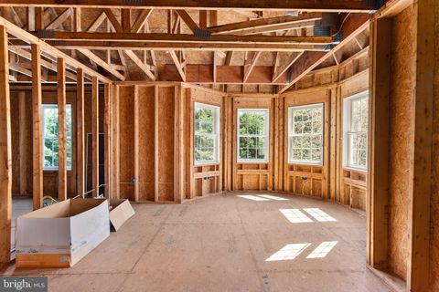 14 THIRD AVENUE BETTERTON MD 21610