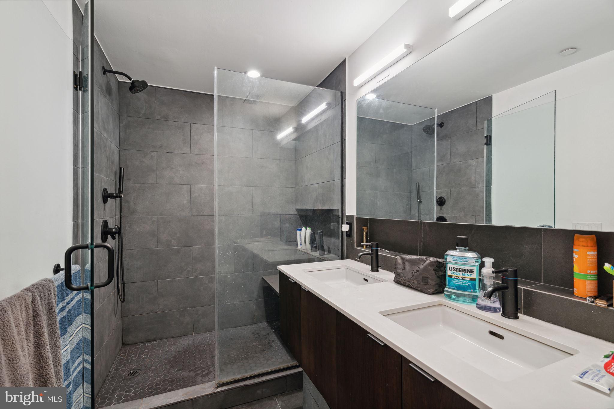 GRADUATE HOSPITAL - Residential Income