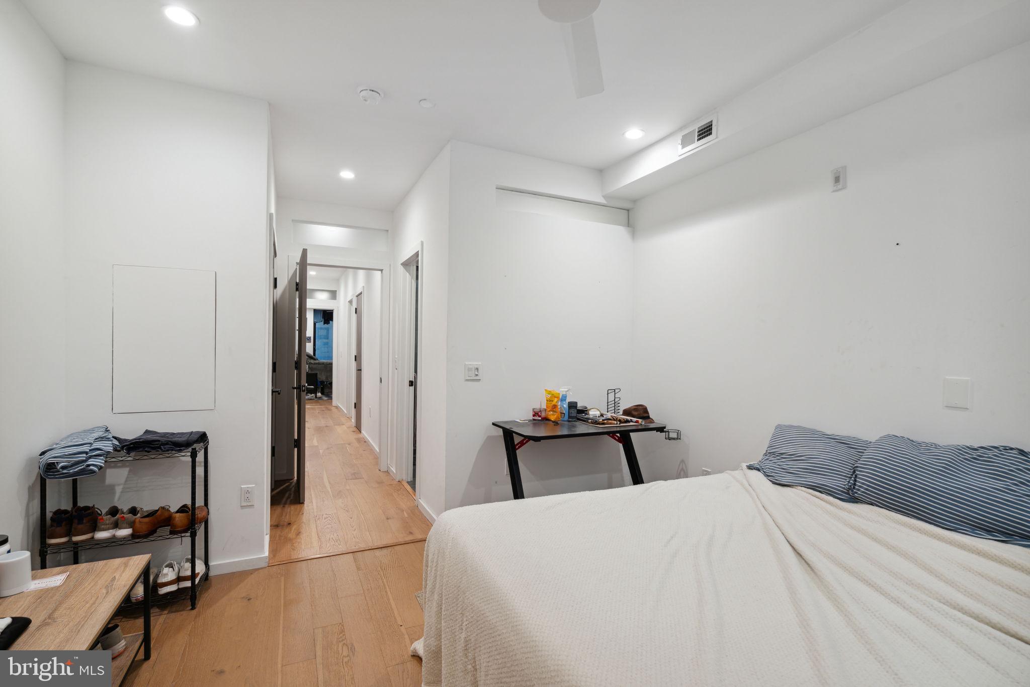 GRADUATE HOSPITAL - Residential Income