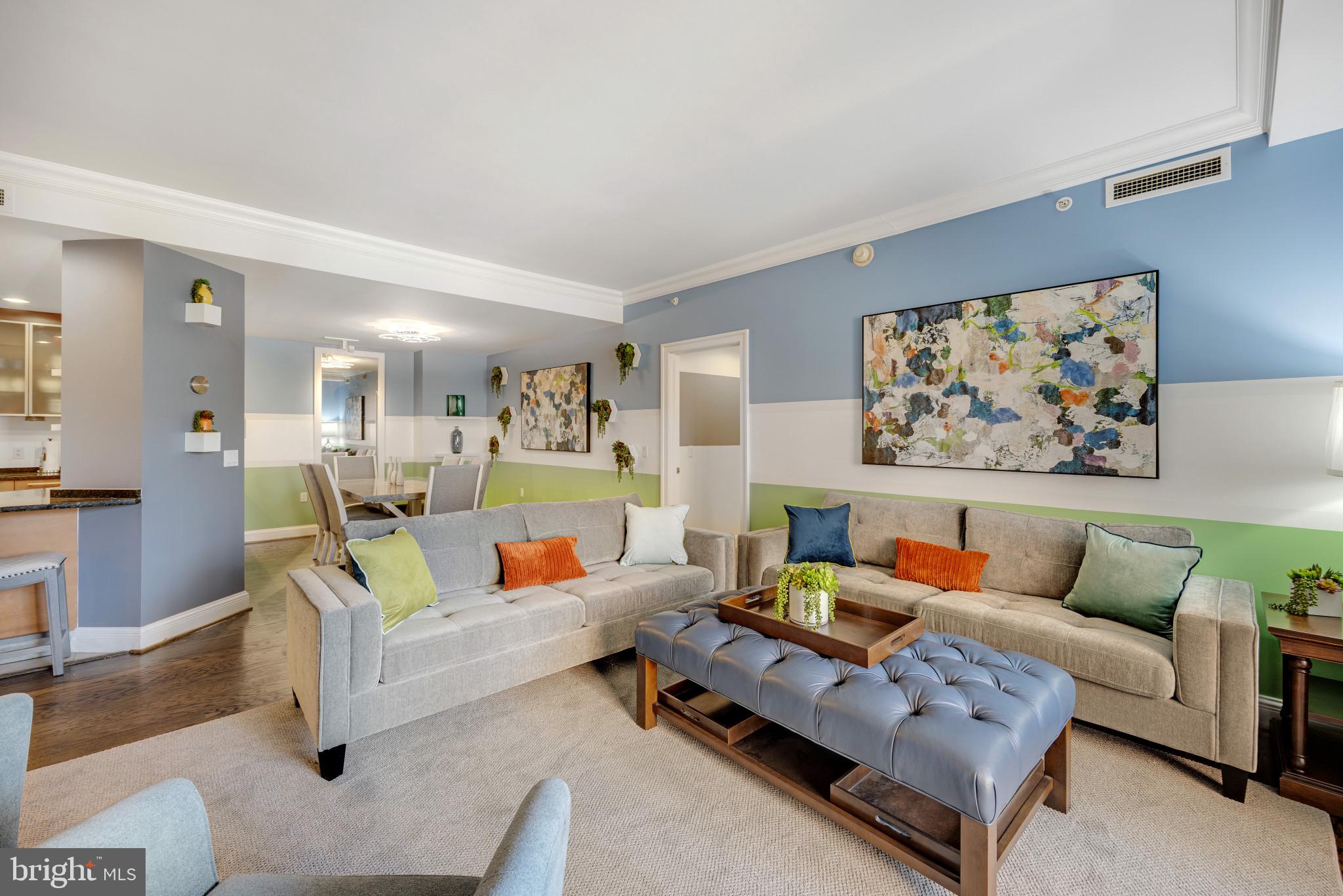 THE RITZ-CARLTON RESIDENCES - Residential
