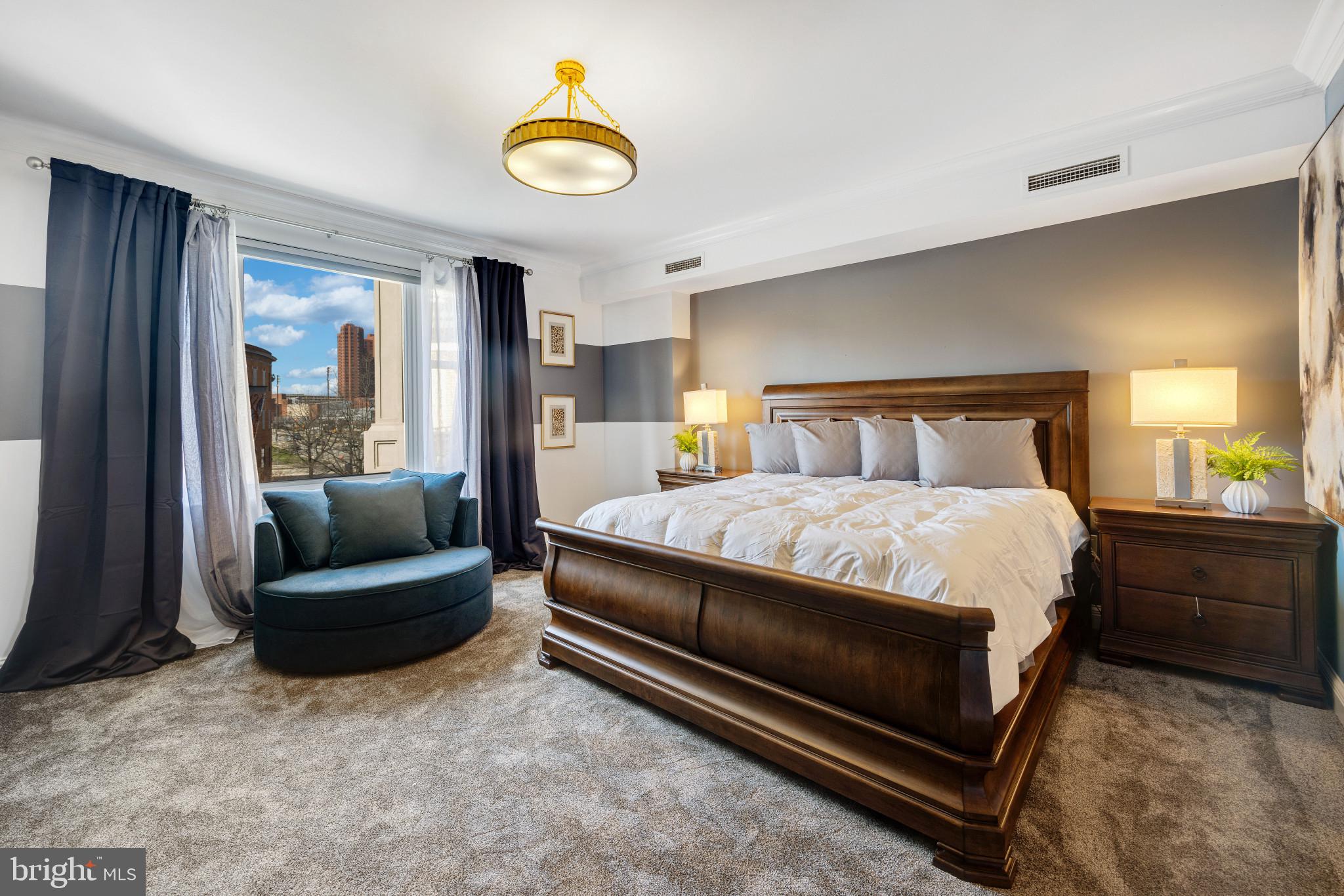 THE RITZ-CARLTON RESIDENCES - Residential