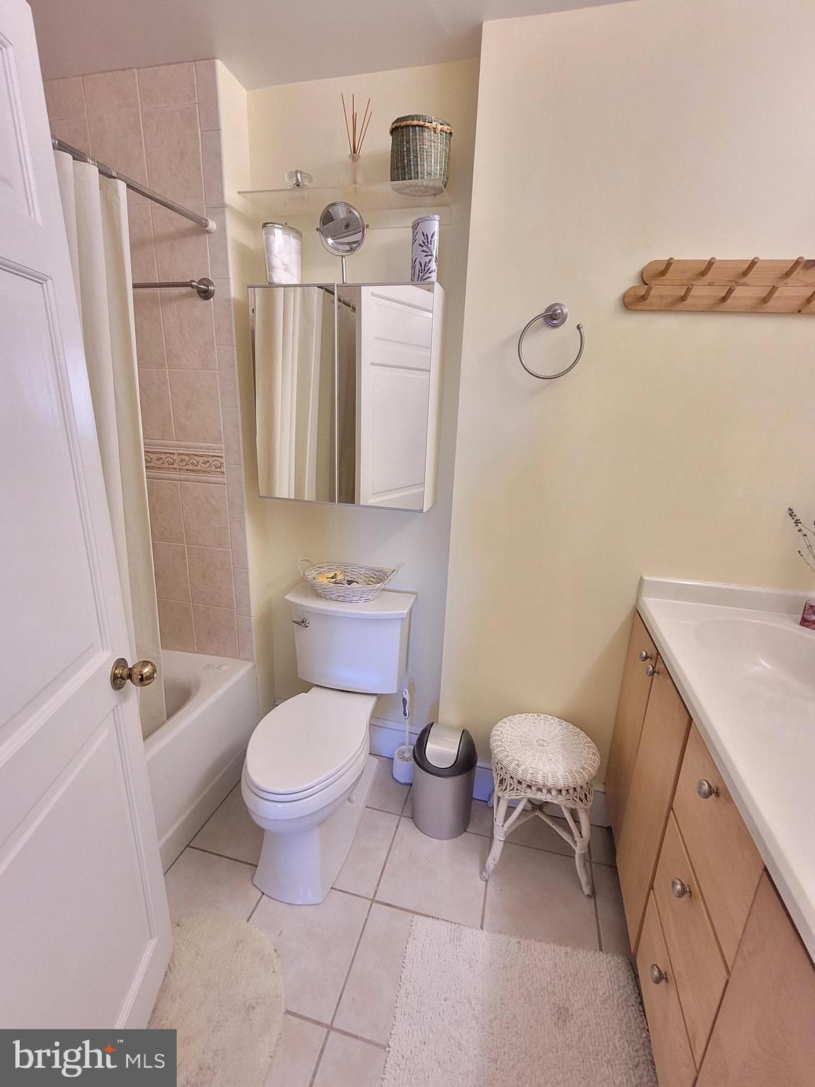 8101 CONN AVE - Residential Lease