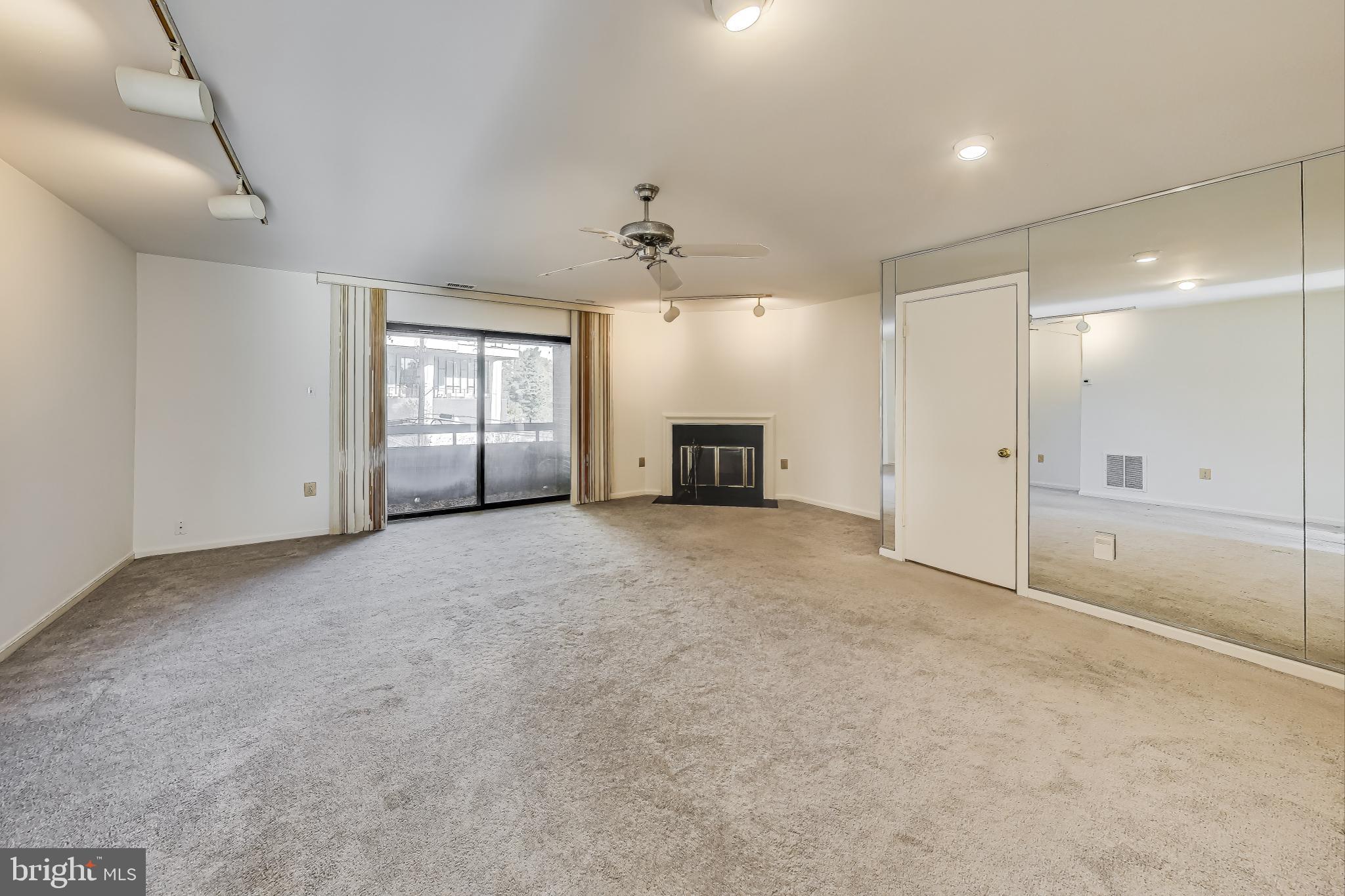 BRISTOL SQUARE - Residential Lease