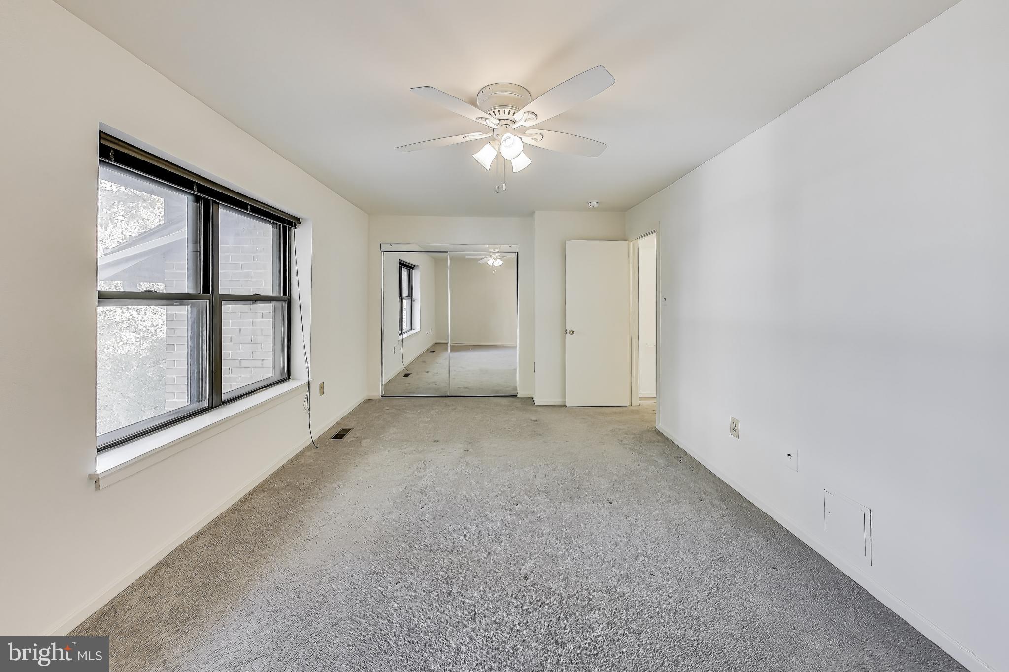 BRISTOL SQUARE - Residential Lease