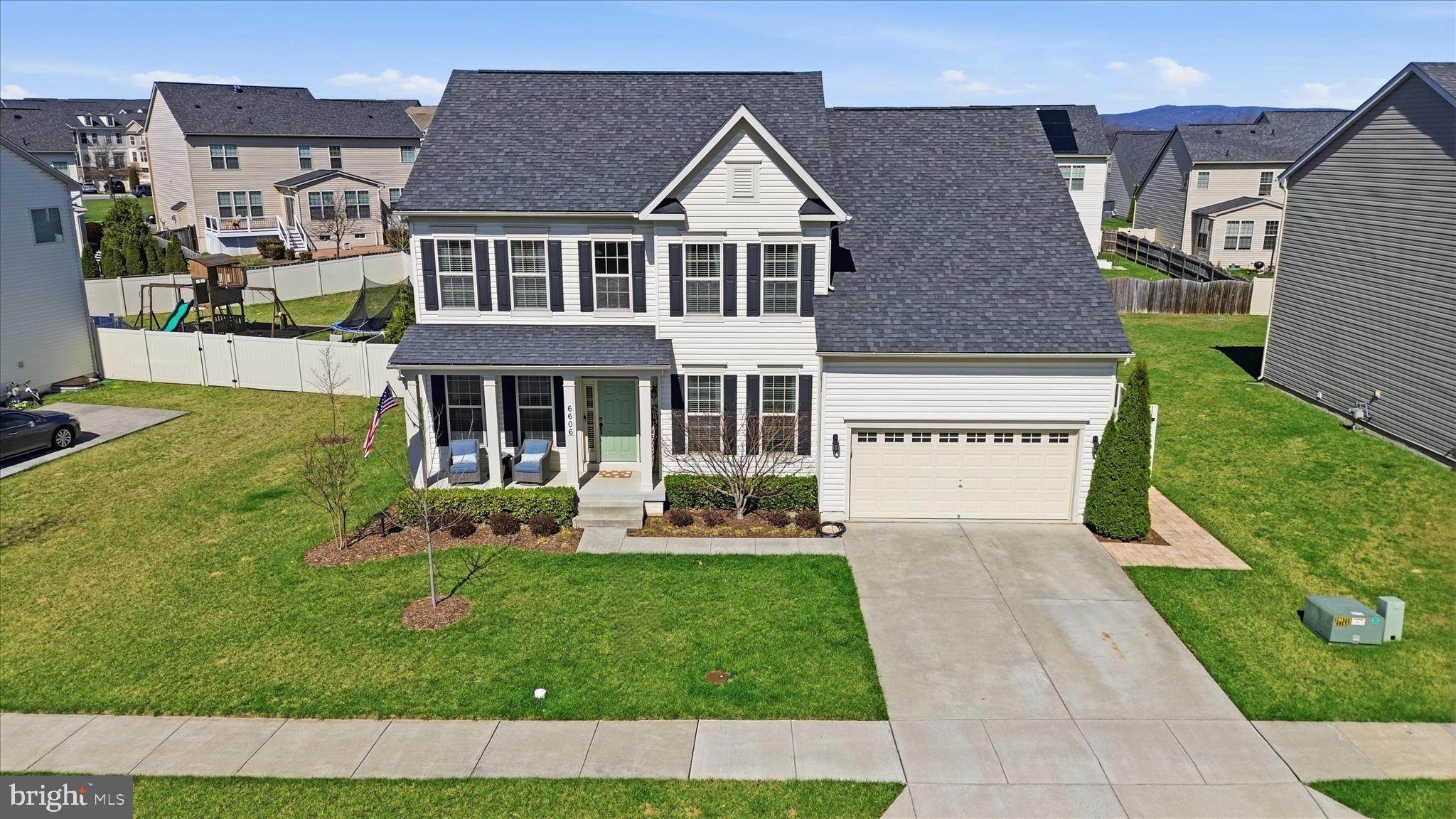 MANORS AT BALLENGER CREEK - Residential