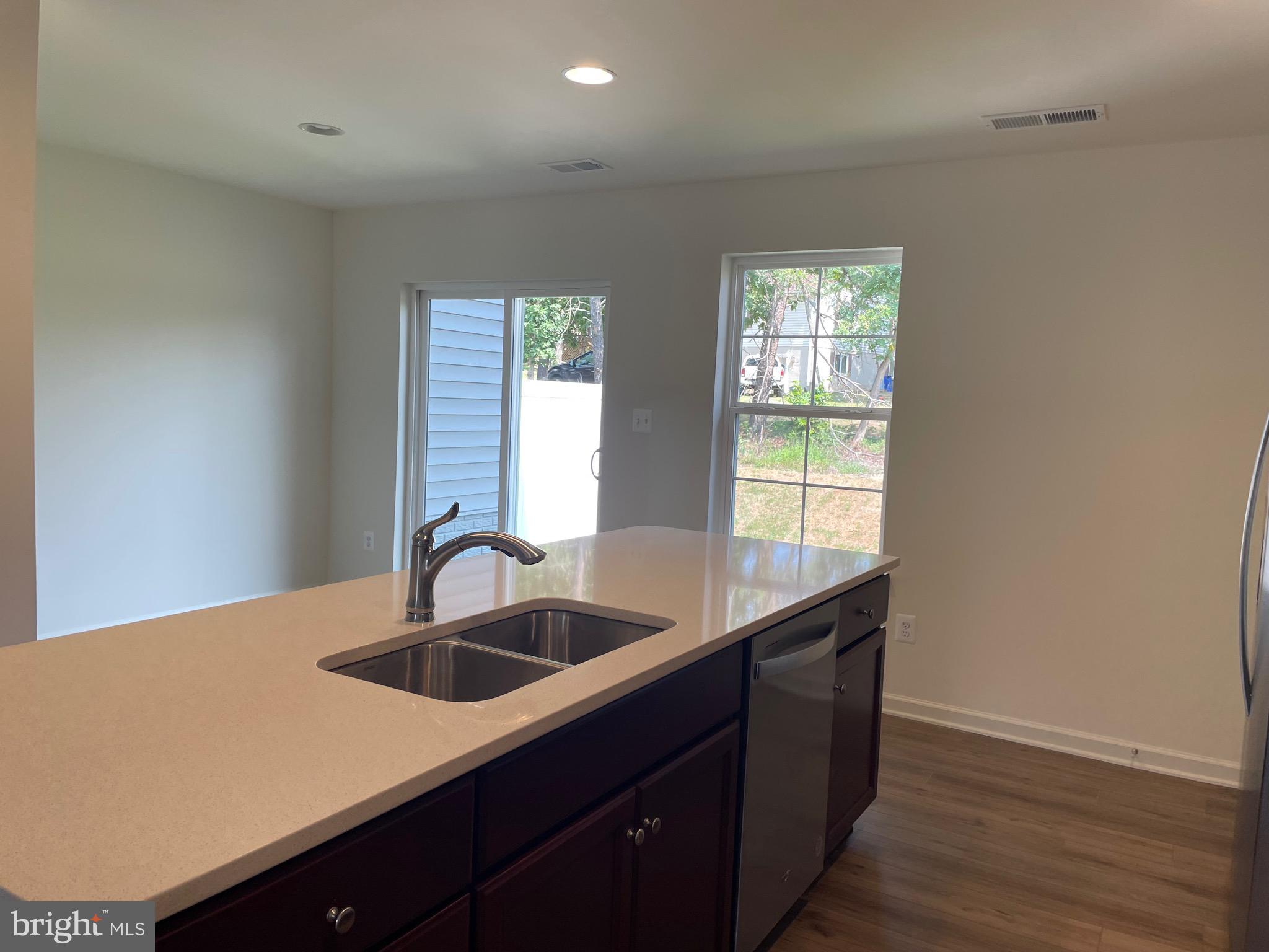 WHISPERING PINES - Residential Lease