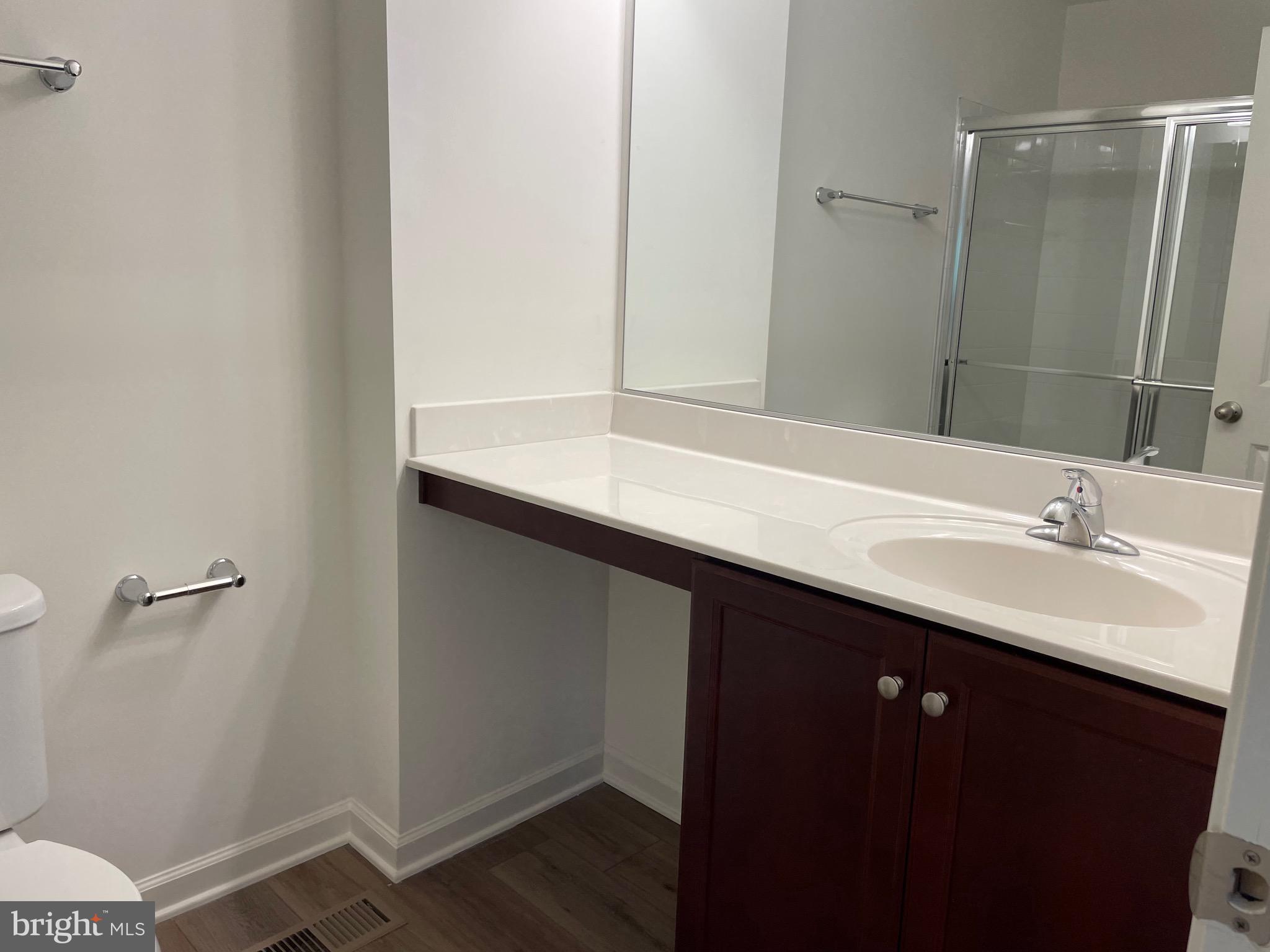 WHISPERING PINES - Residential Lease