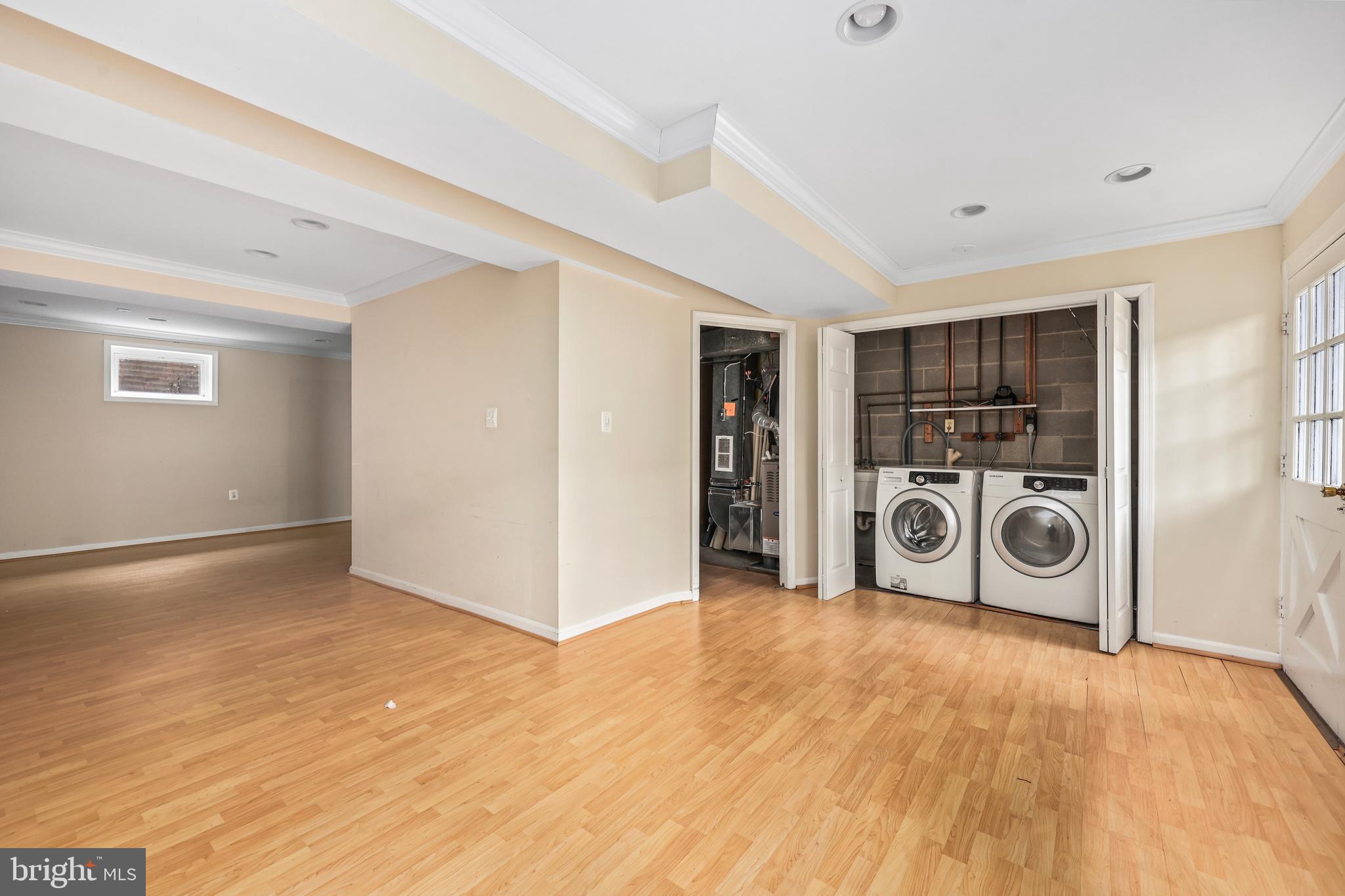 PINEWOOD GREENS - Residential